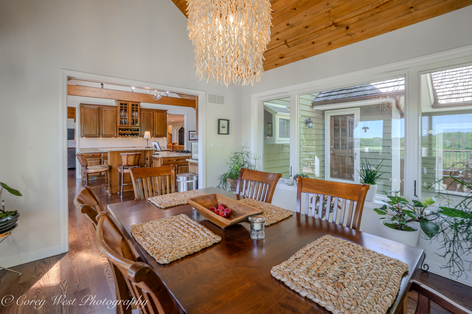 39W944 Deer Run Drive