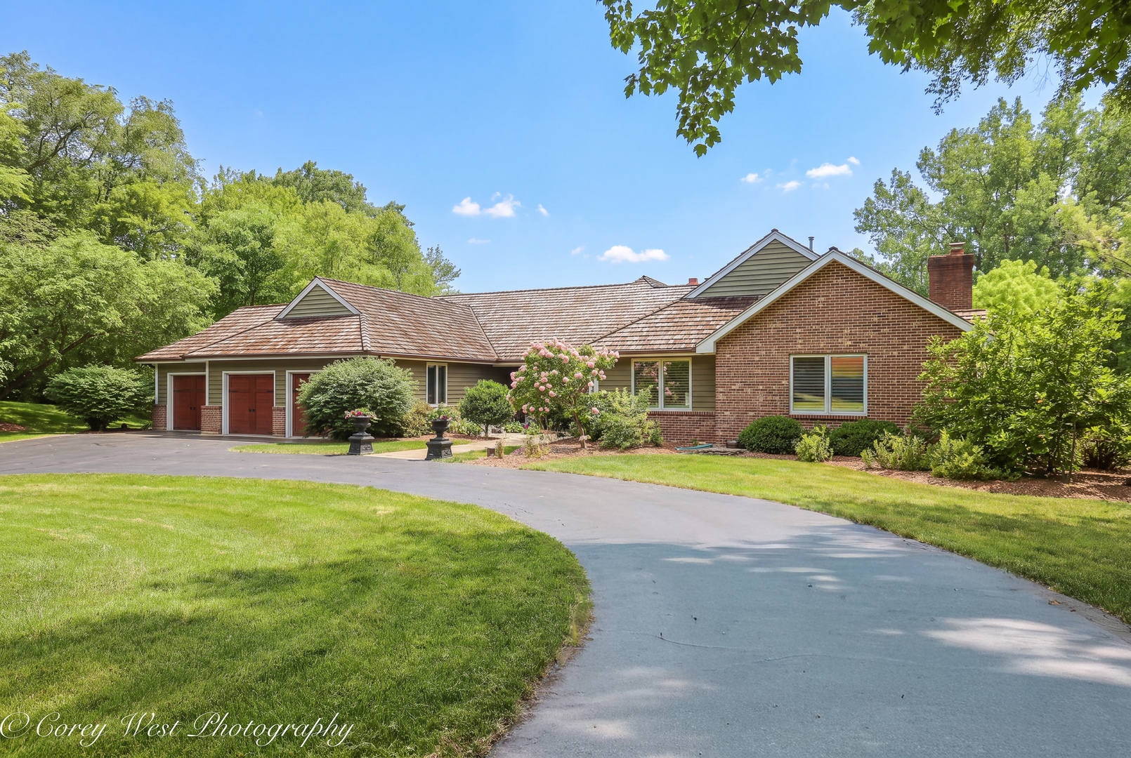 39W944 Deer Run Drive