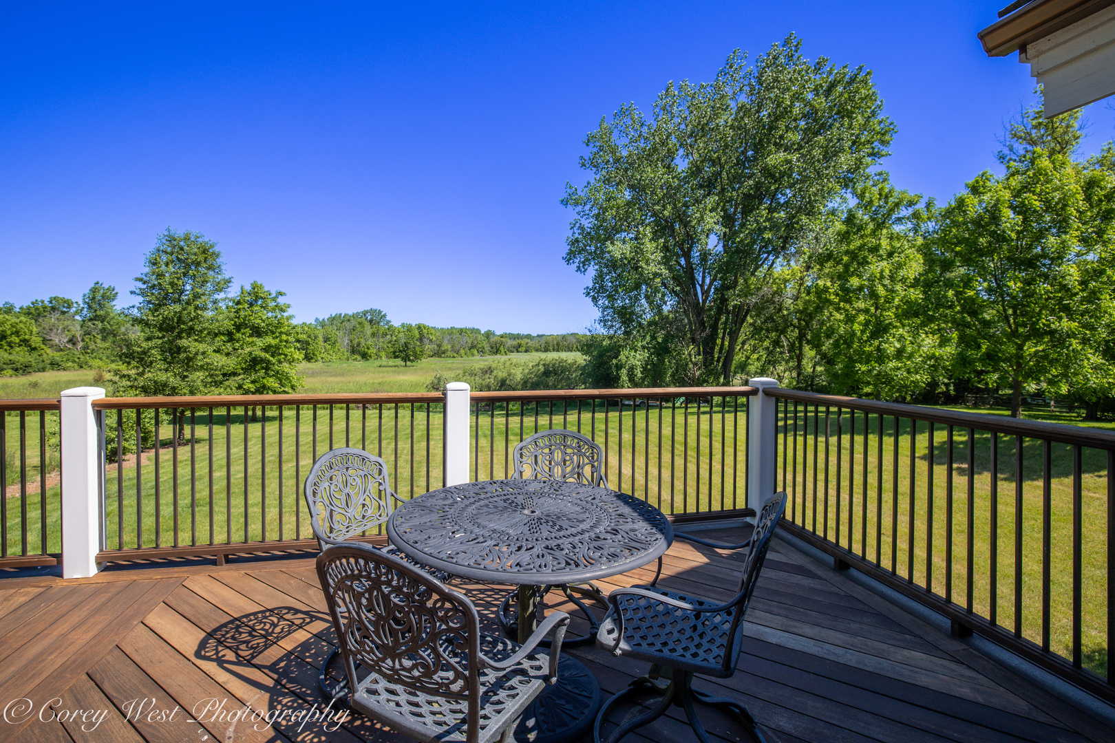 39W944 Deer Run Drive