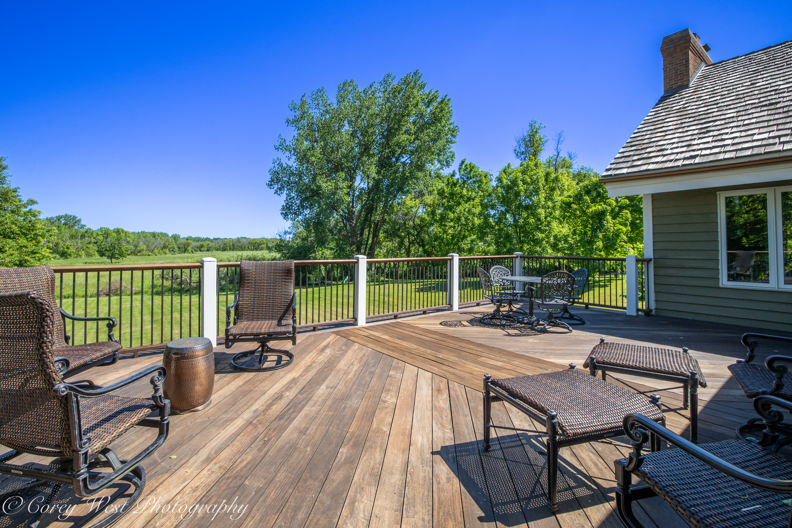 39W944 Deer Run Drive