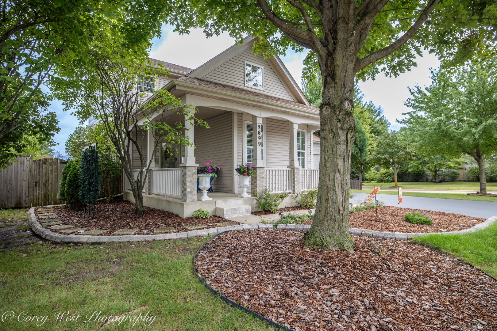2899 Cornwall Lane