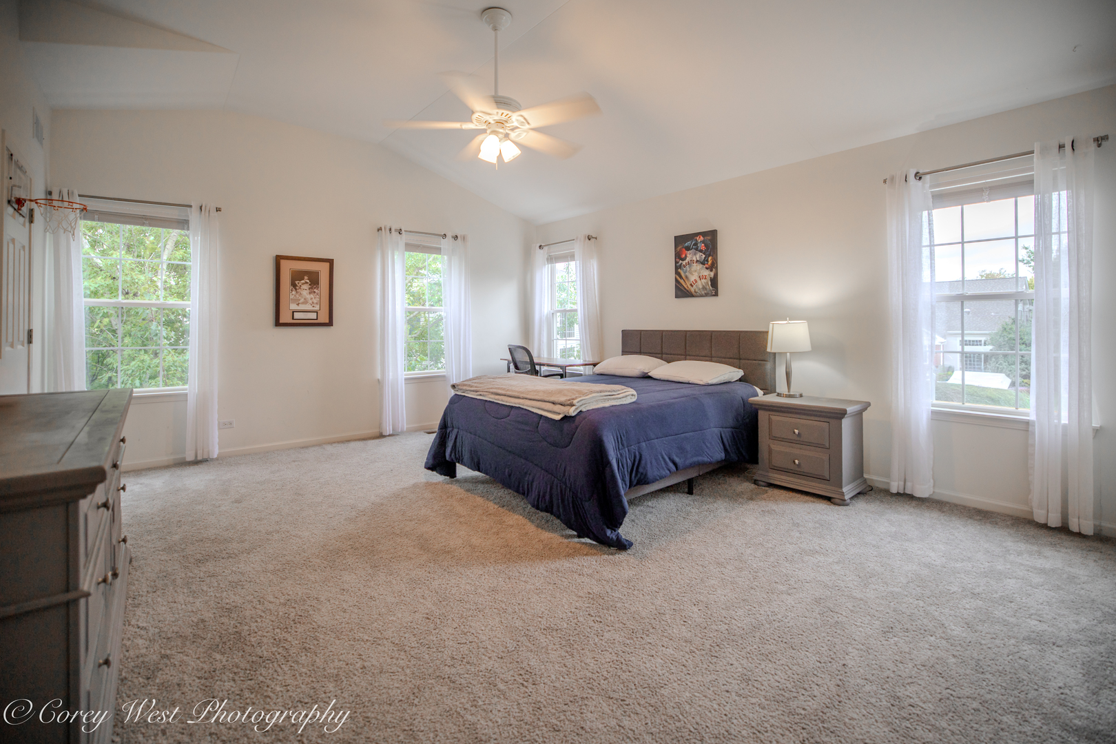 2615 Lorraine Circle