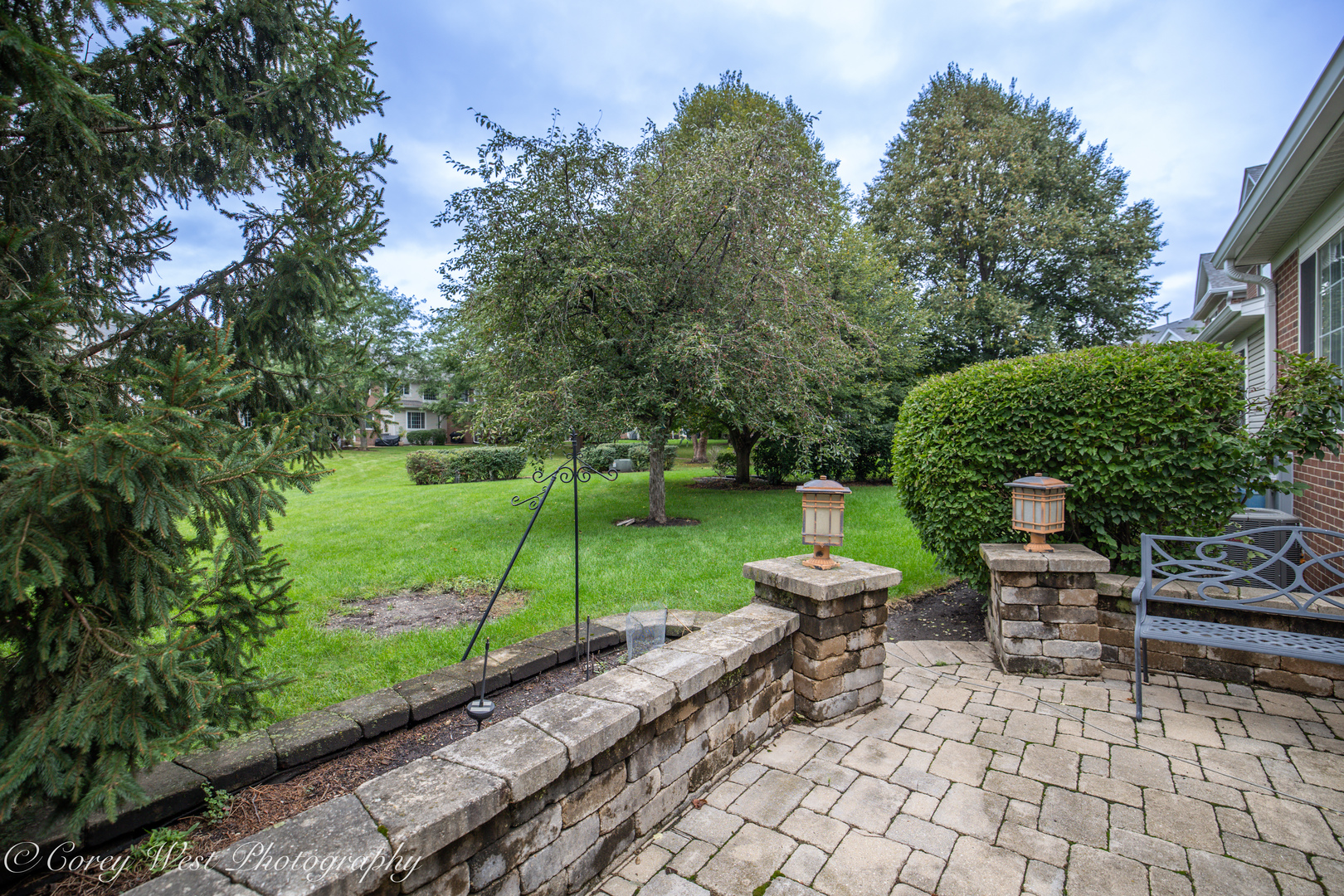 2615 Lorraine Circle