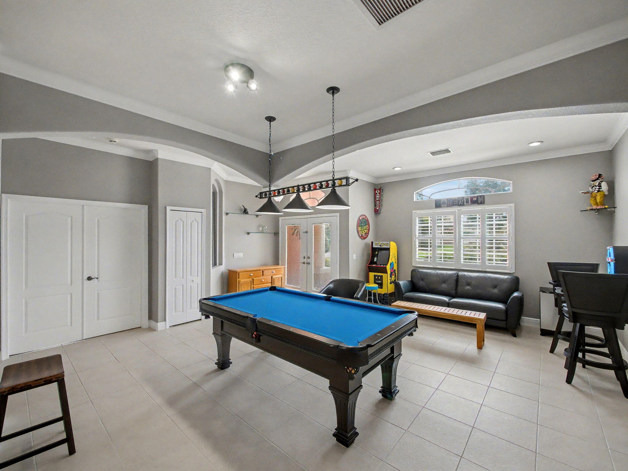 2041 SW Panther Trace