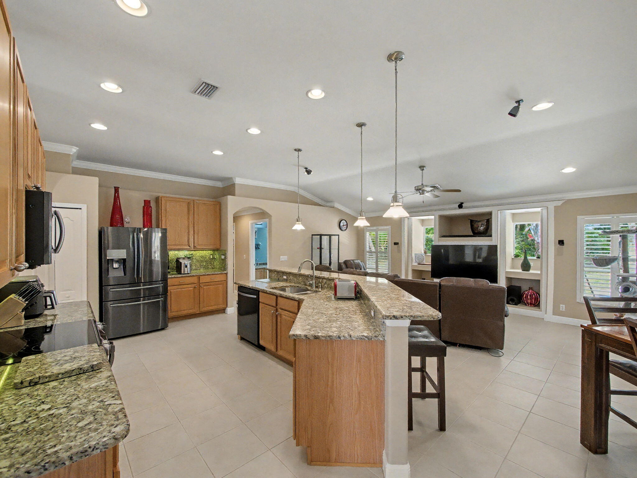 2041 SW Panther Trace