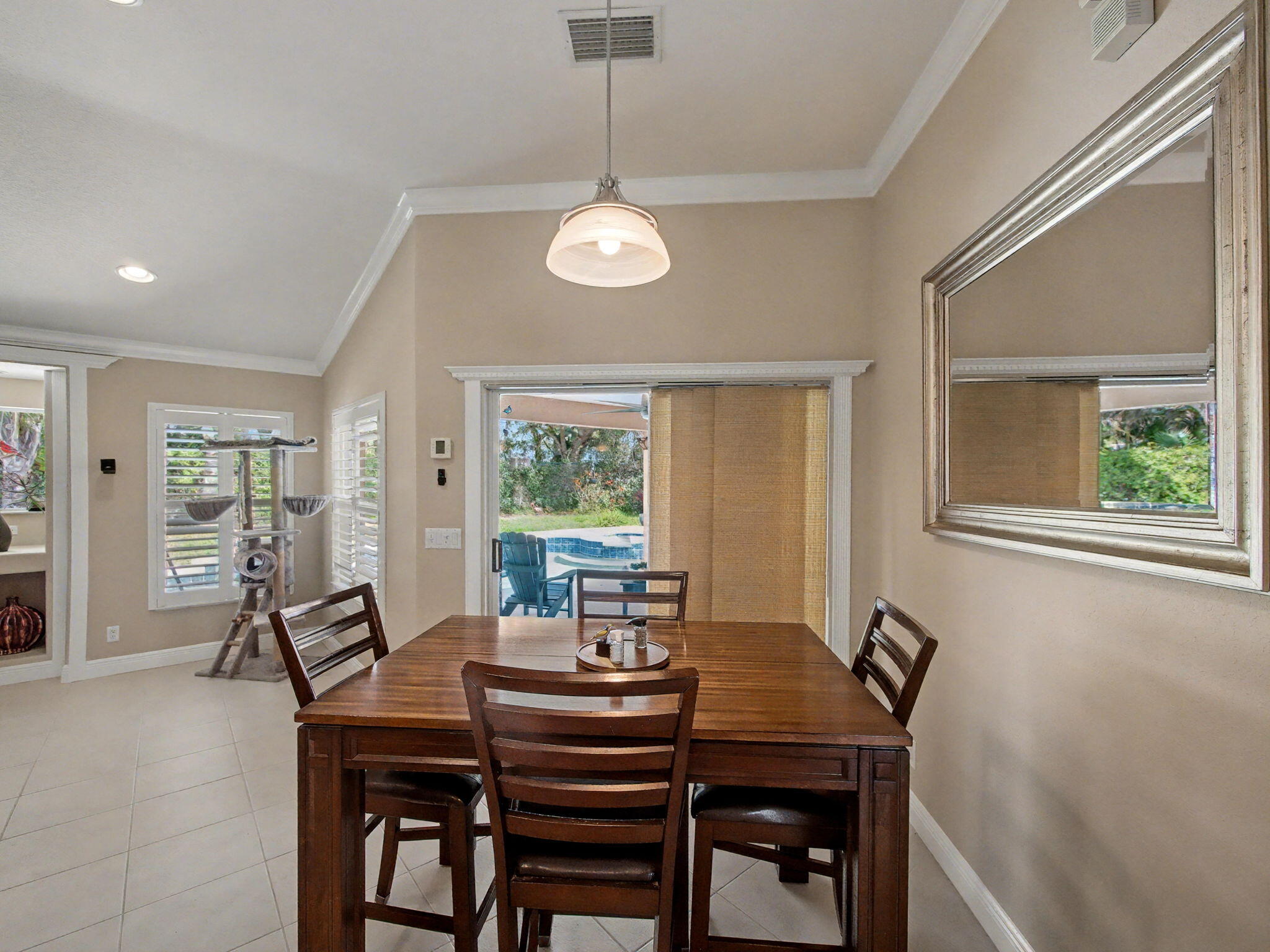 2041 SW Panther Trace