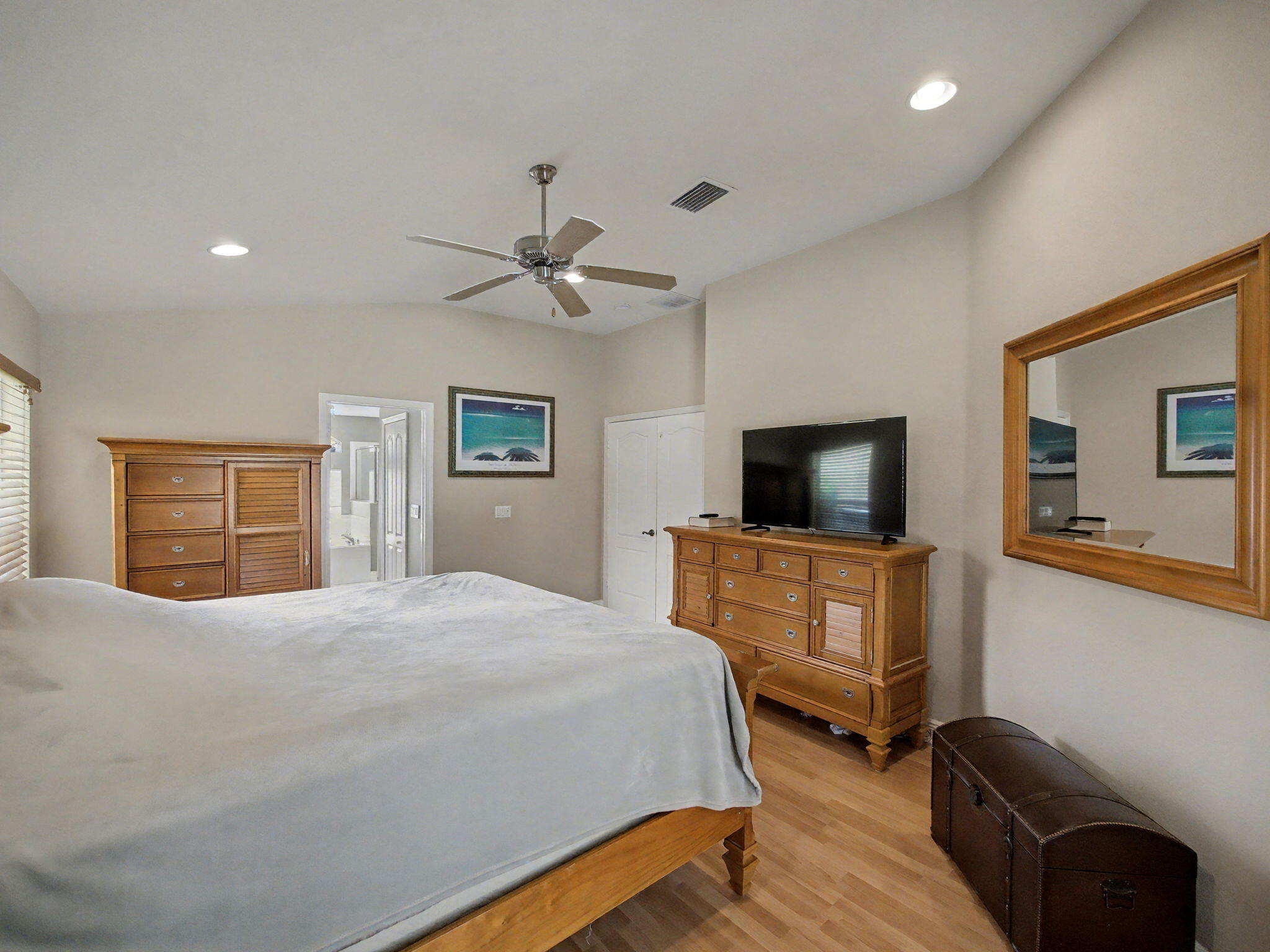 2041 SW Panther Trace