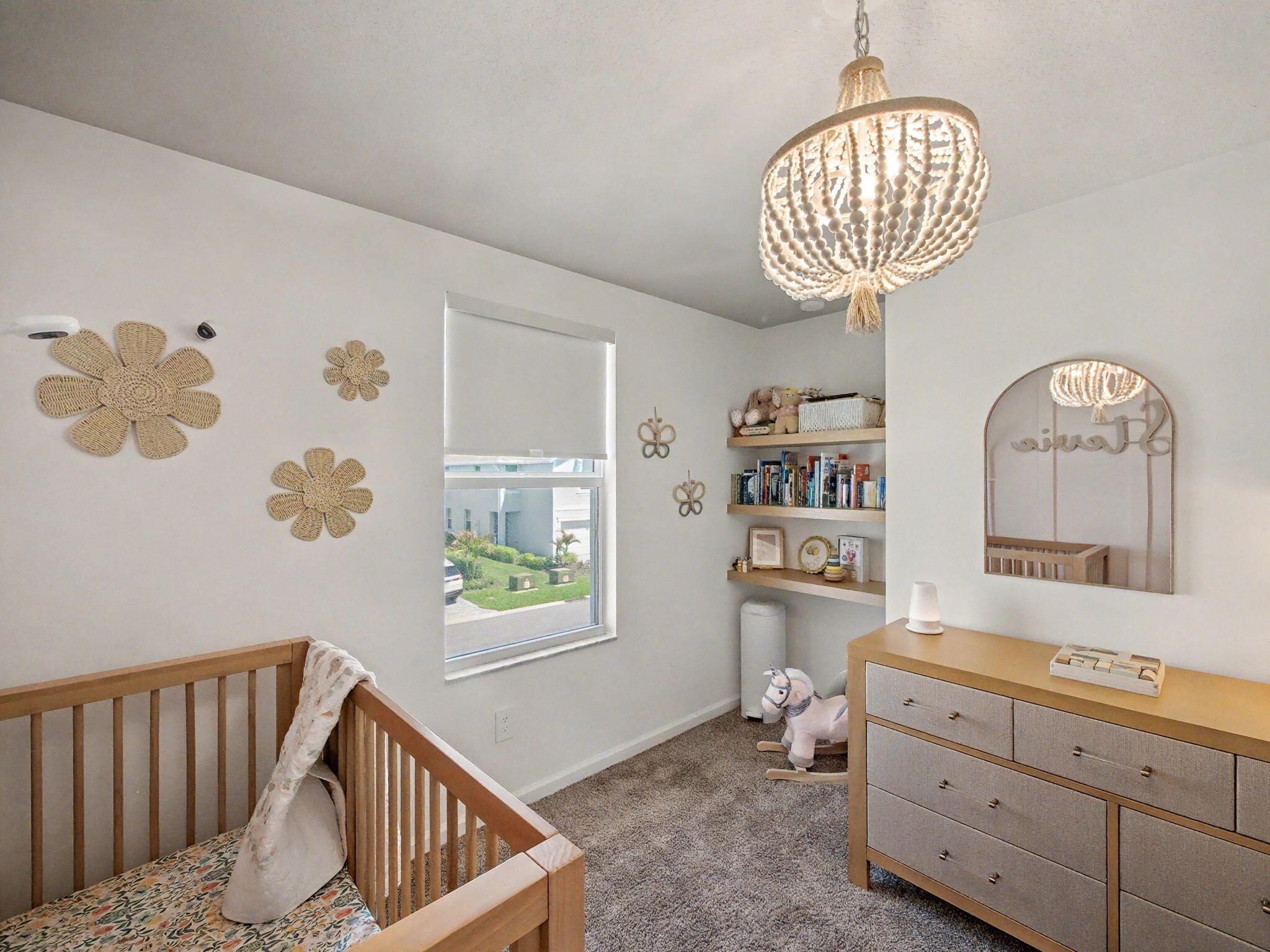 5747 SE Edgewater Circle