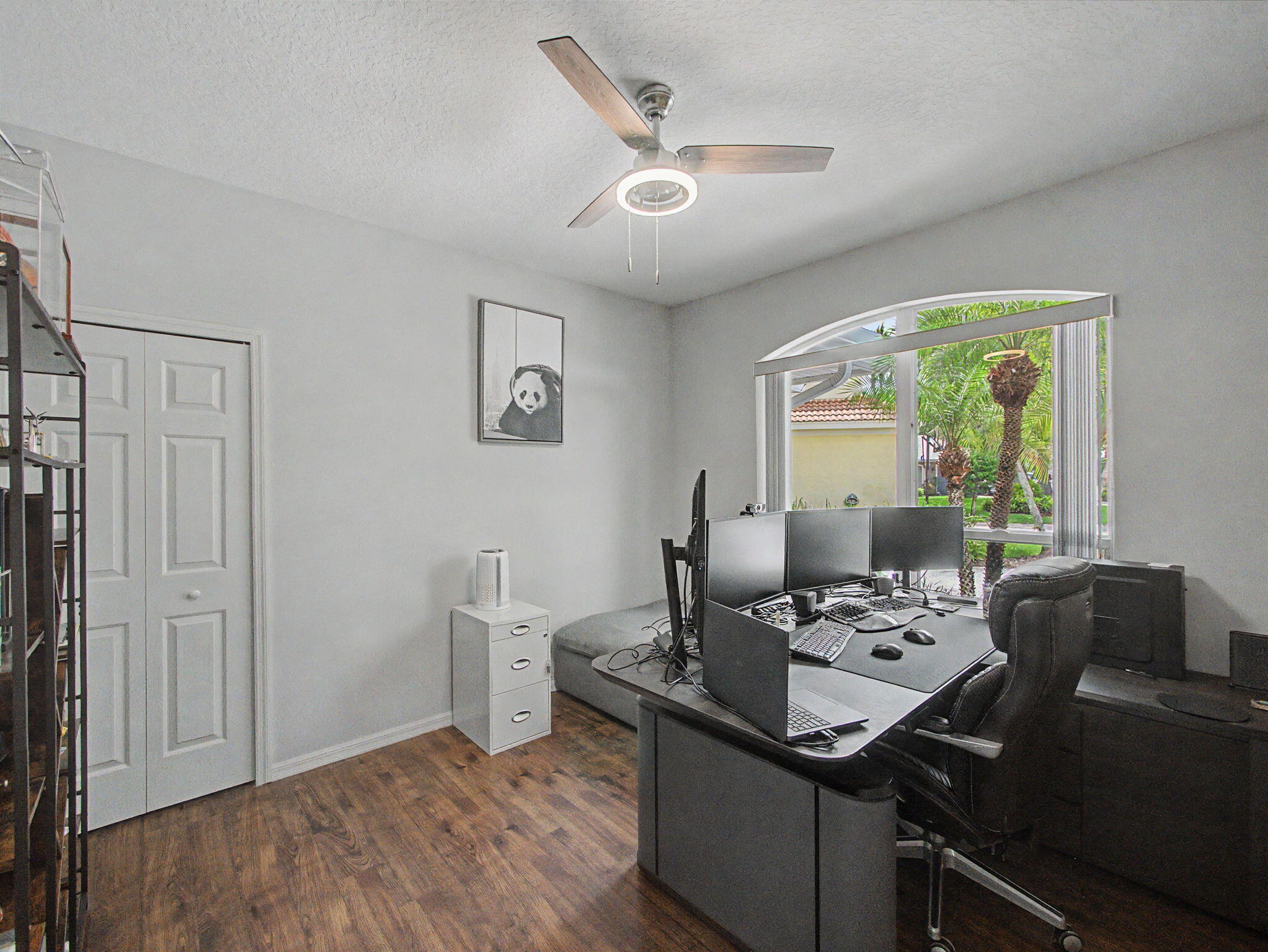 8780 SW Fishermans Wharf Drive
