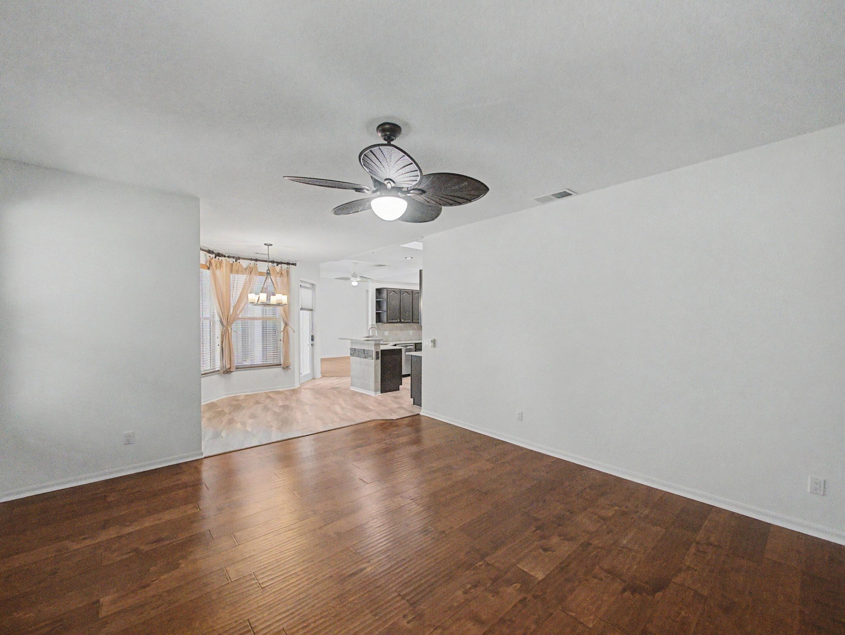 8780 SW Fishermans Wharf Drive
