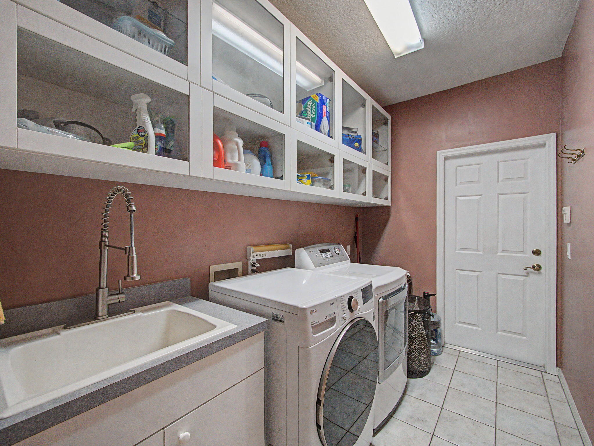 8780 SW Fishermans Wharf Drive