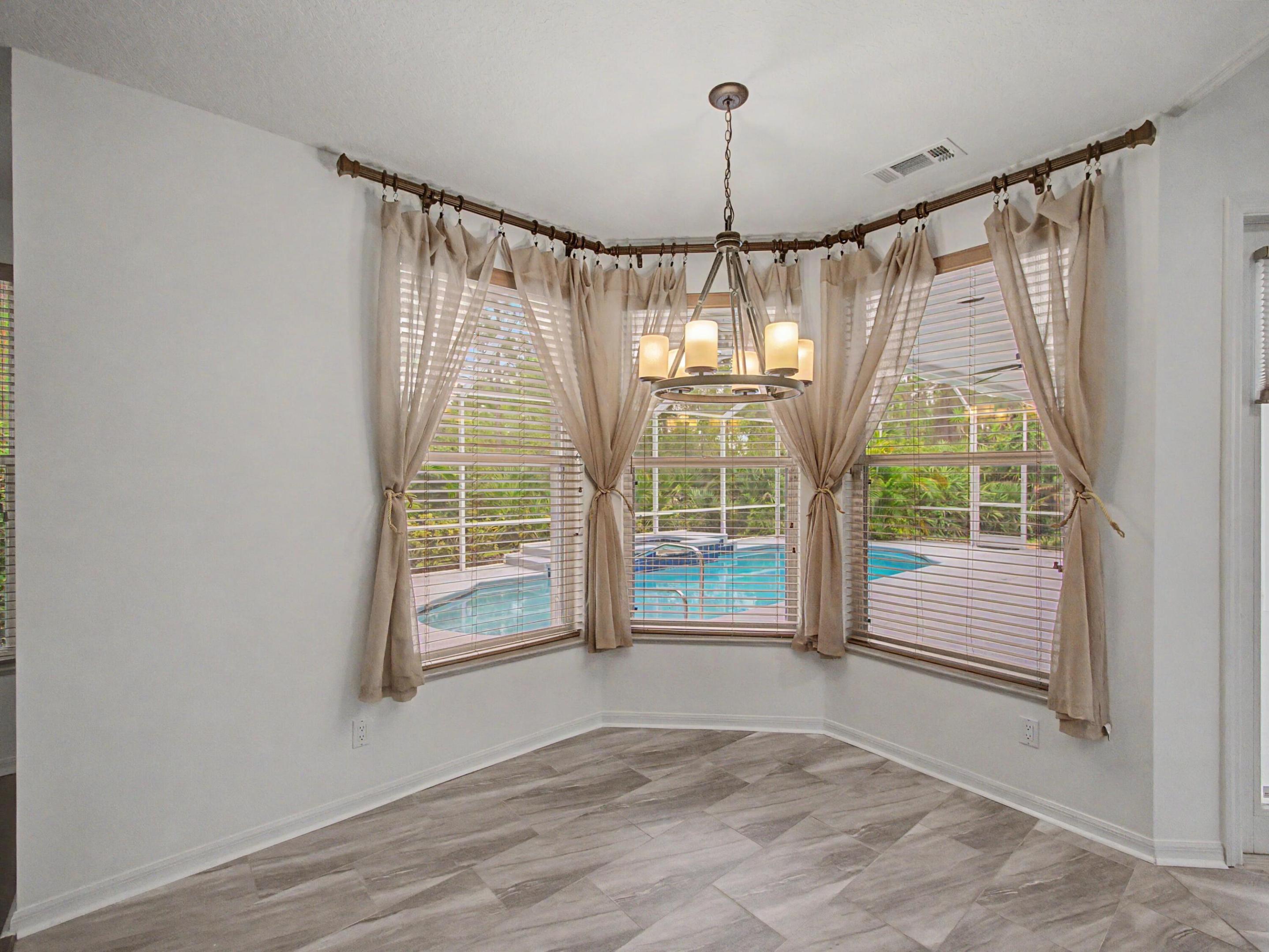 8780 SW Fishermans Wharf Drive