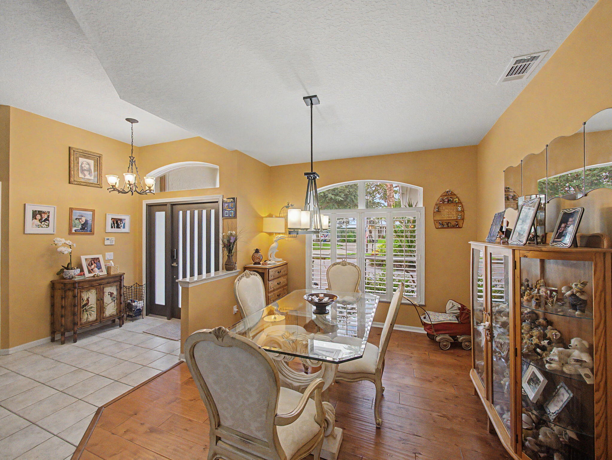 8780 SW Fishermans Wharf Drive