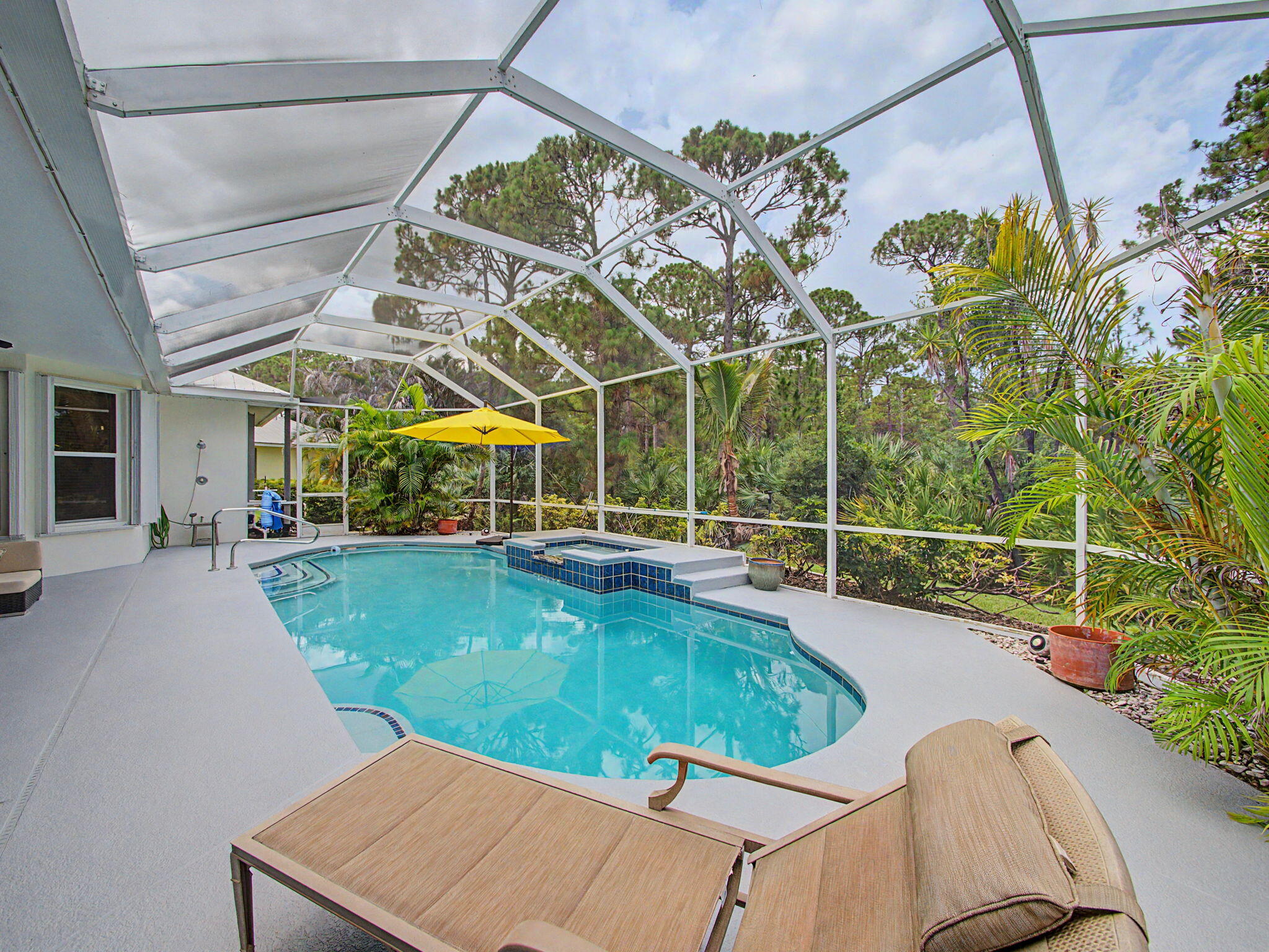 8780 SW Fishermans Wharf Drive