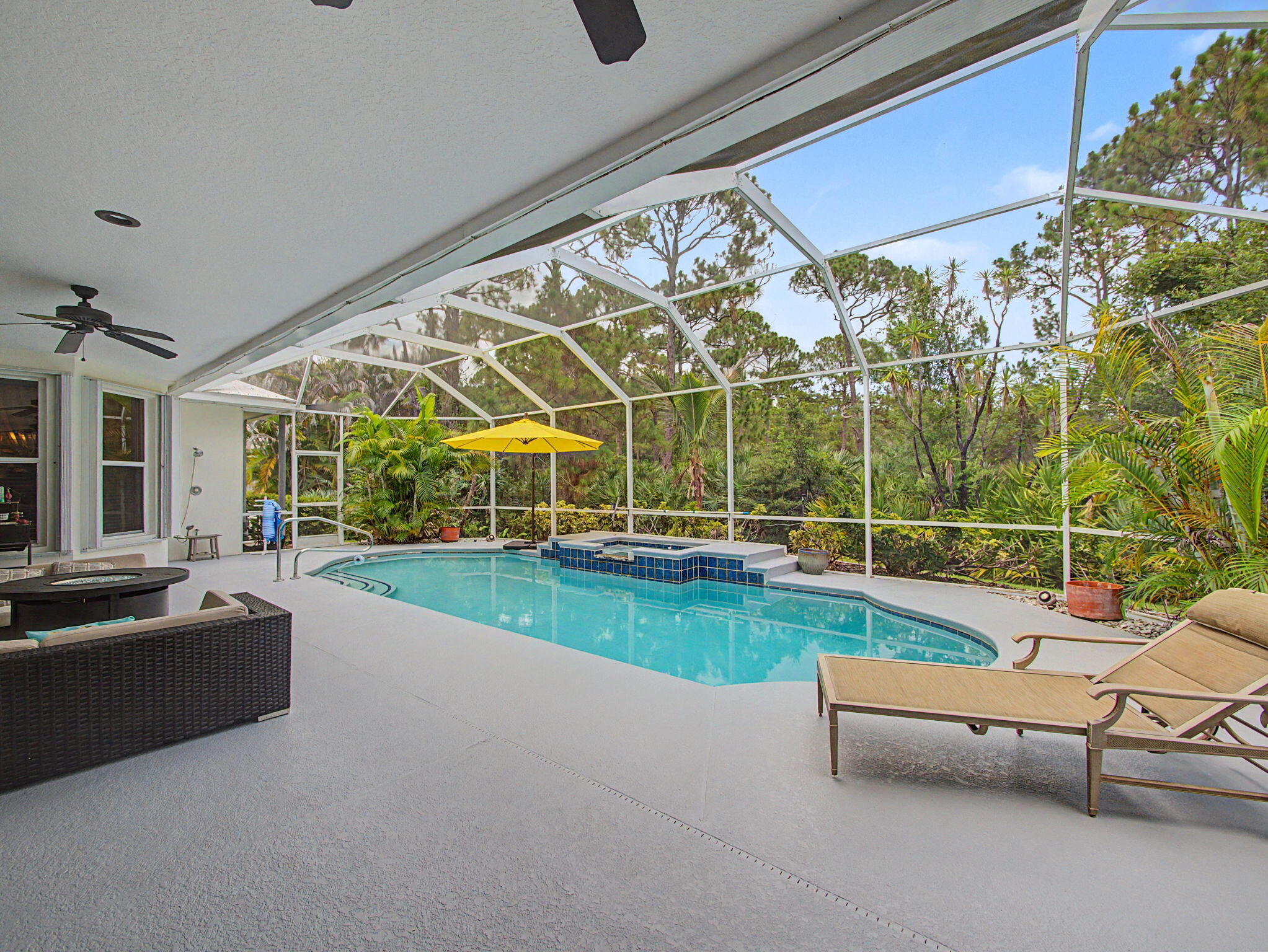 8780 SW Fishermans Wharf Drive