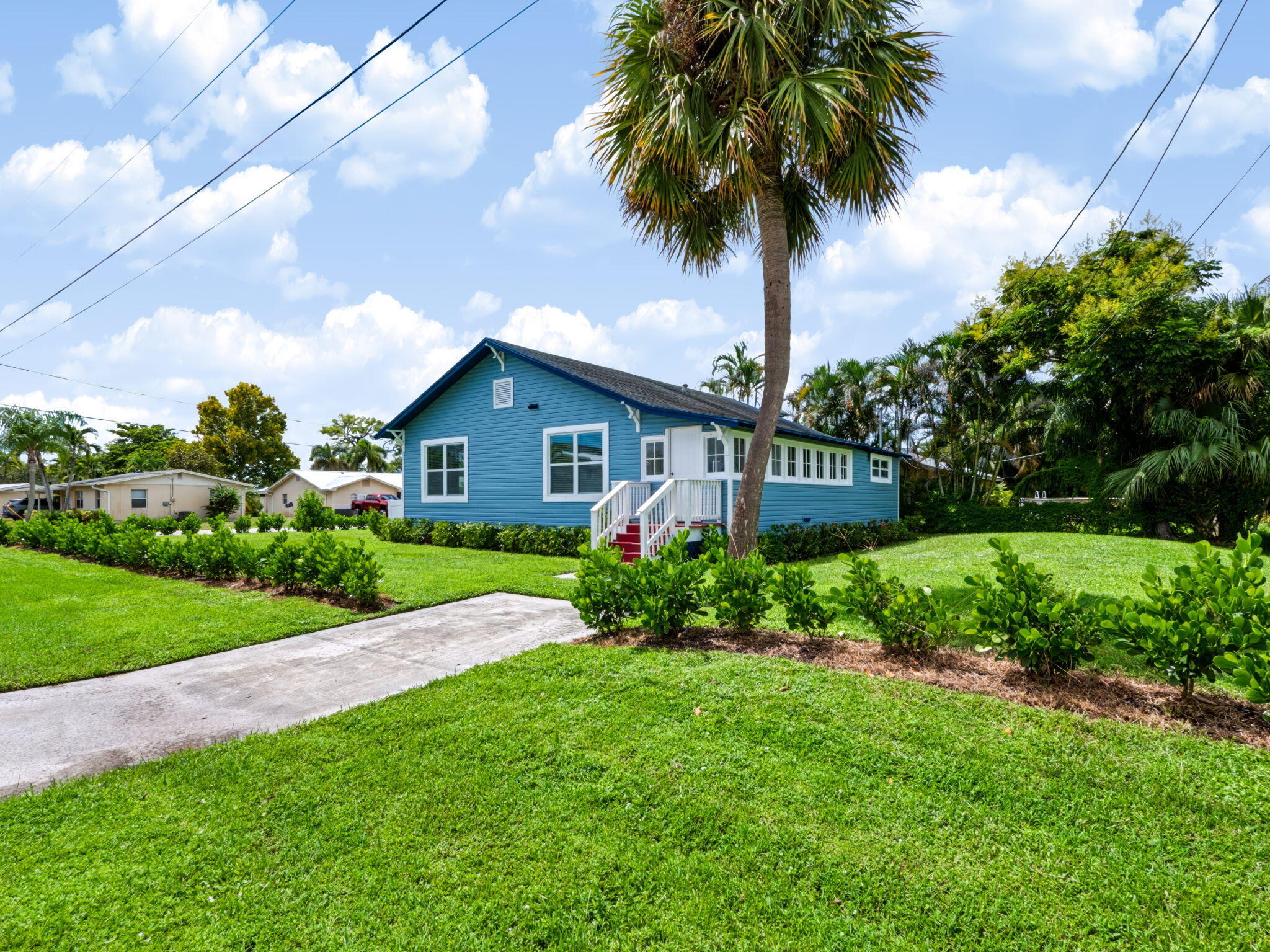 1566 NW 9th Avenue