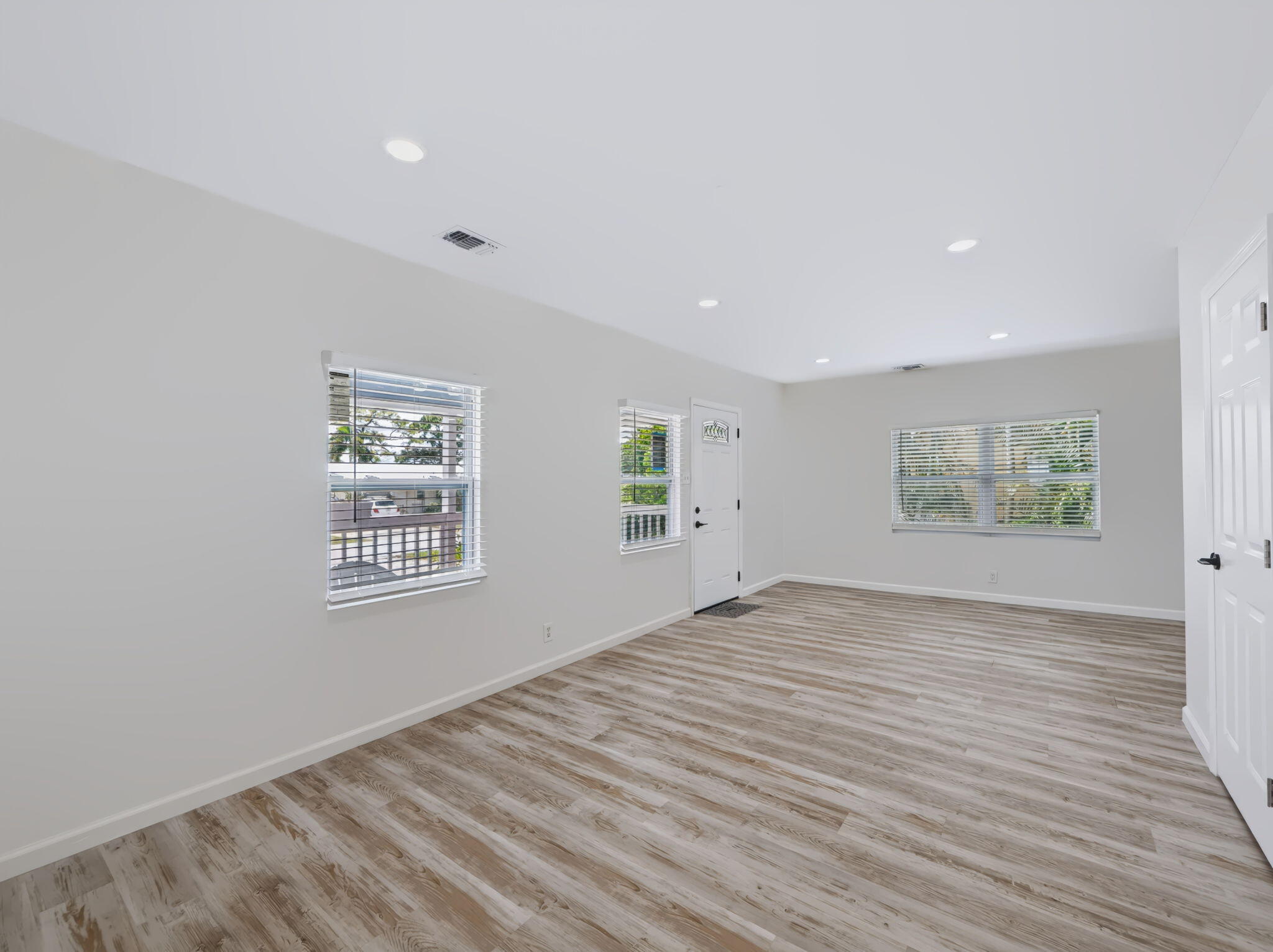 1566 NW 9th Avenue
