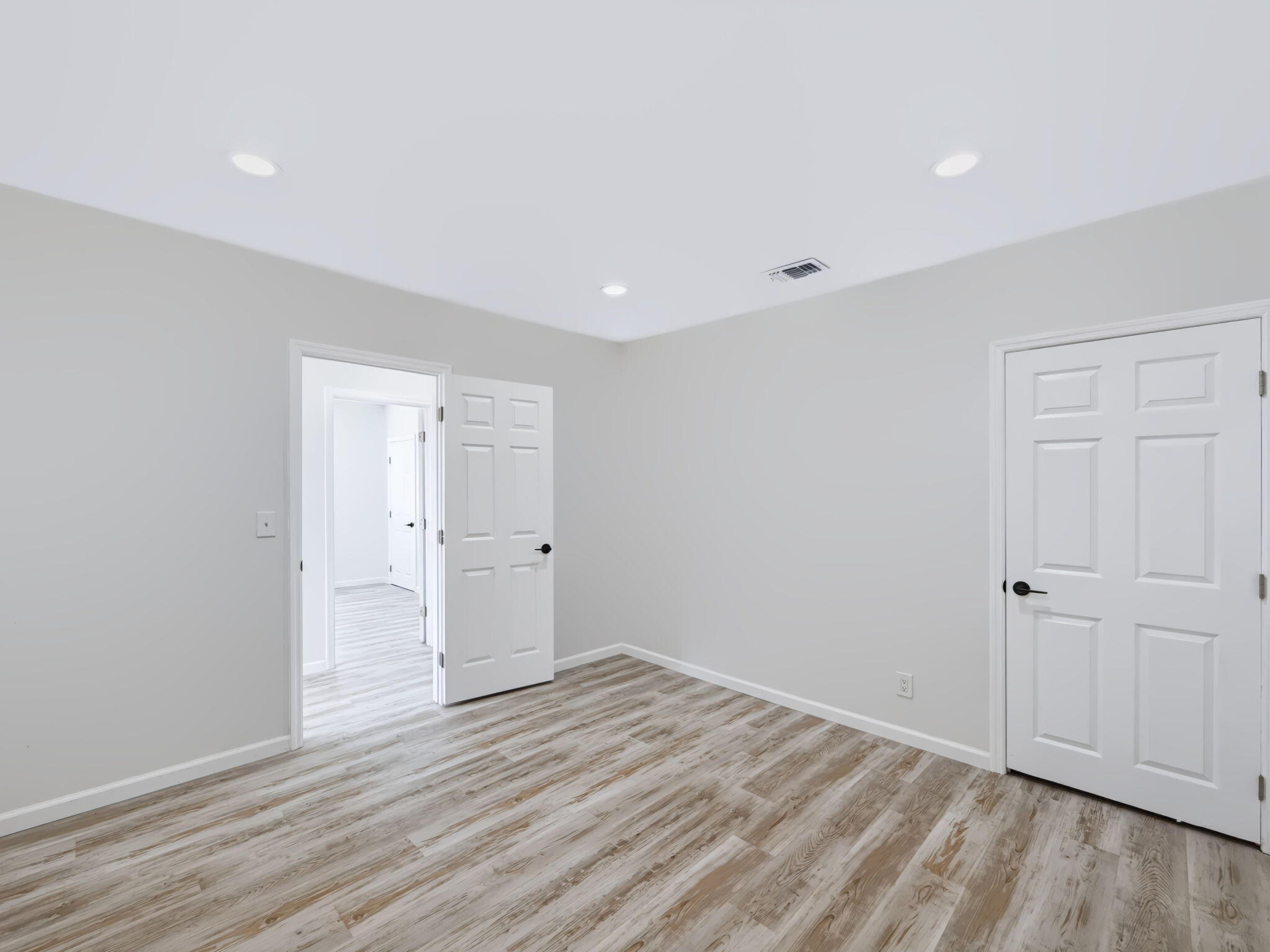1566 NW 9th Avenue