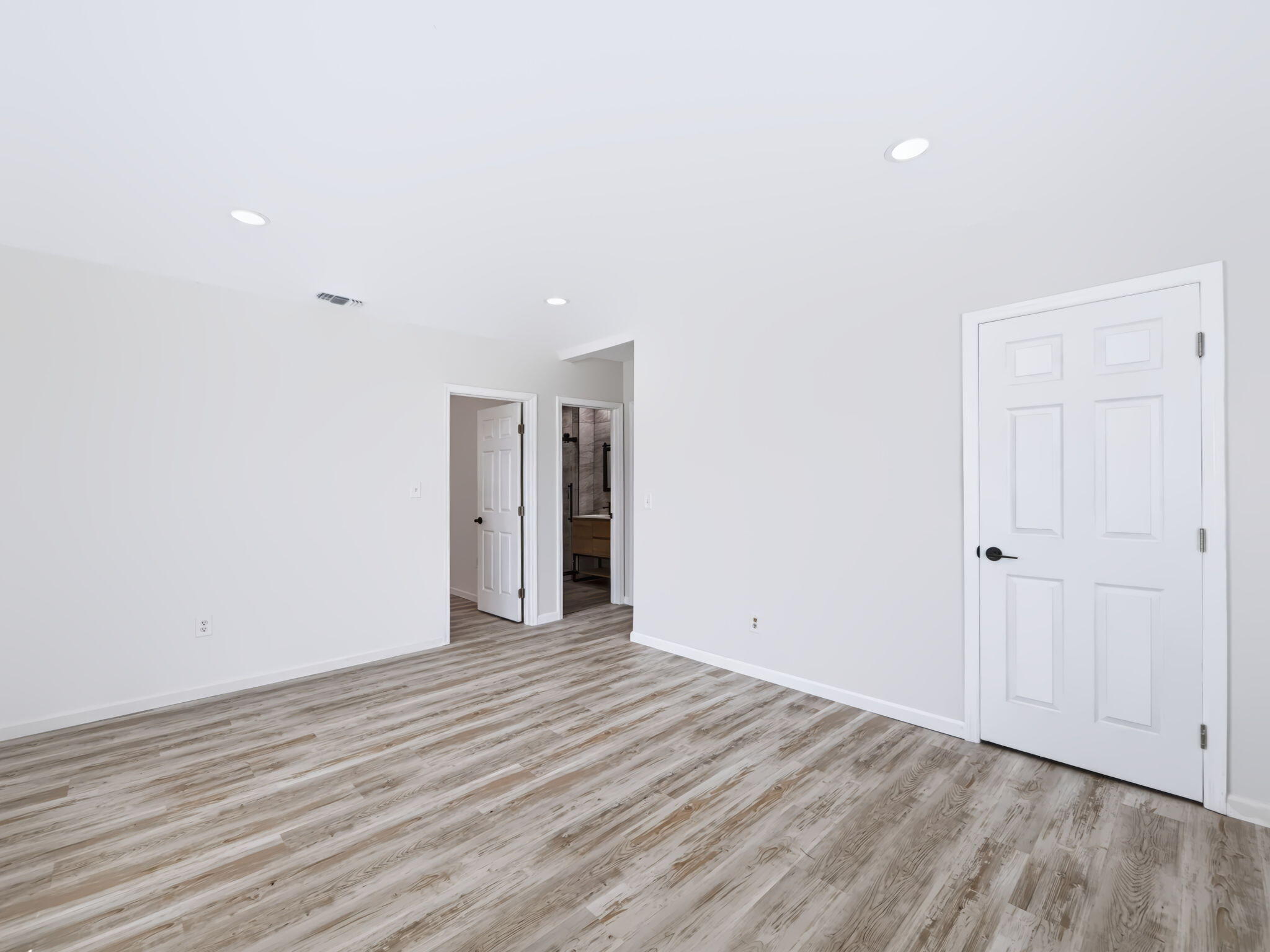 1566 NW 9th Avenue