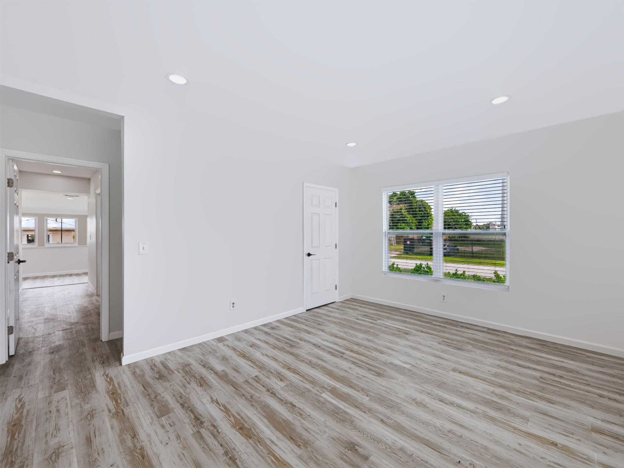 1566 NW 9th Avenue