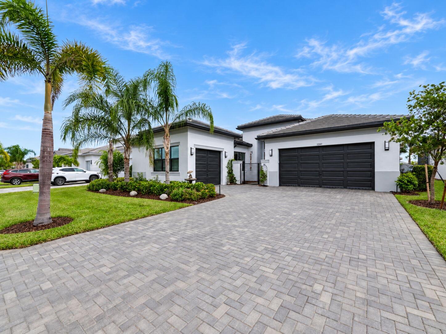 12441 SW CRYSTAL COVE Drive, Port St. Lucie