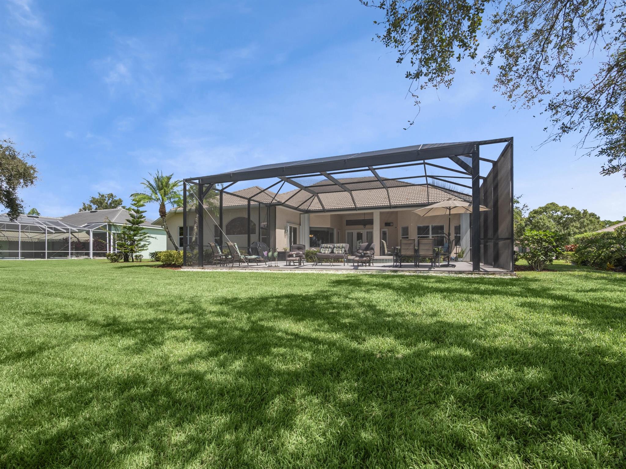 8012 Plantation Lakes Drive