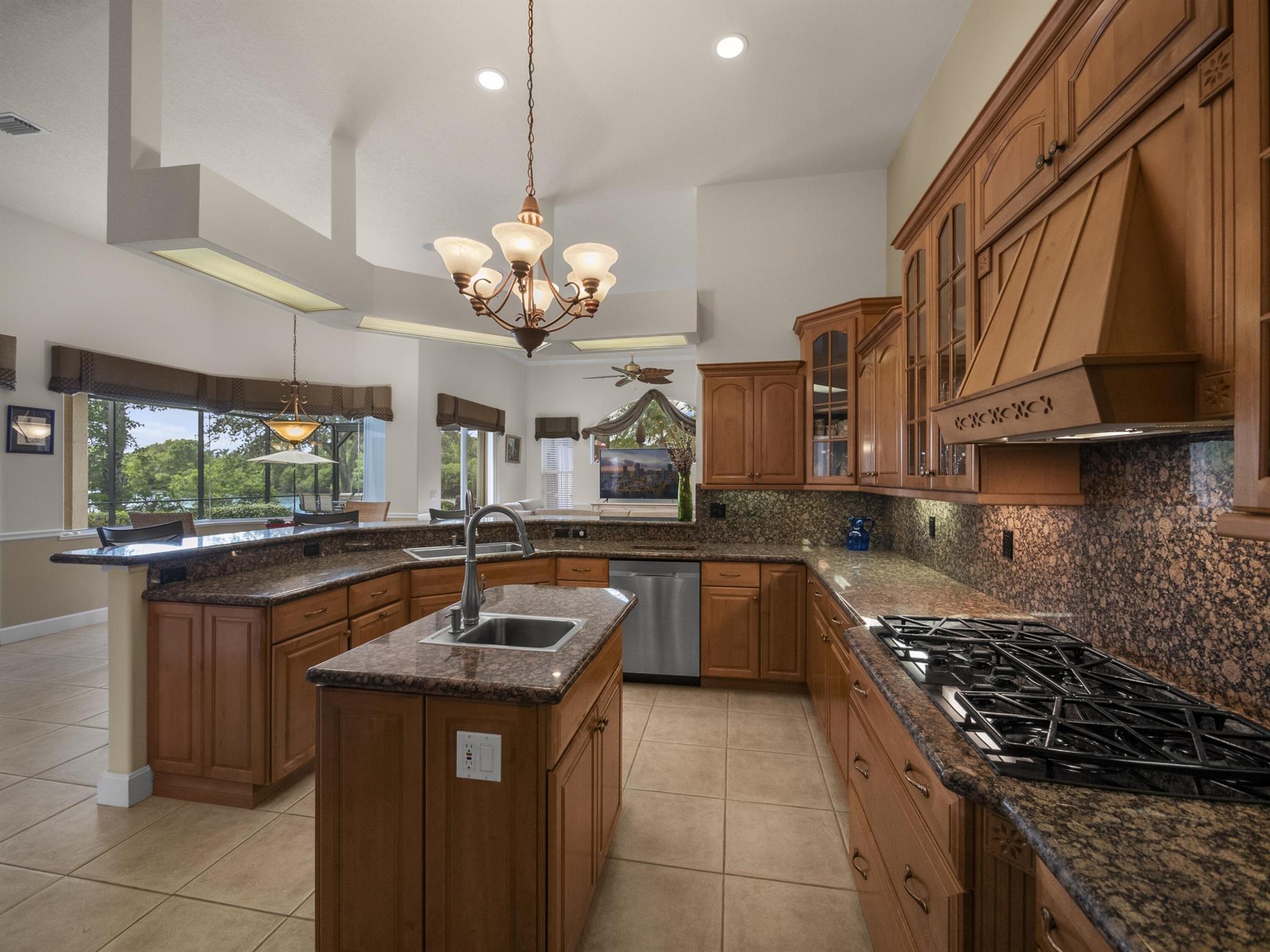 8012 Plantation Lakes Drive