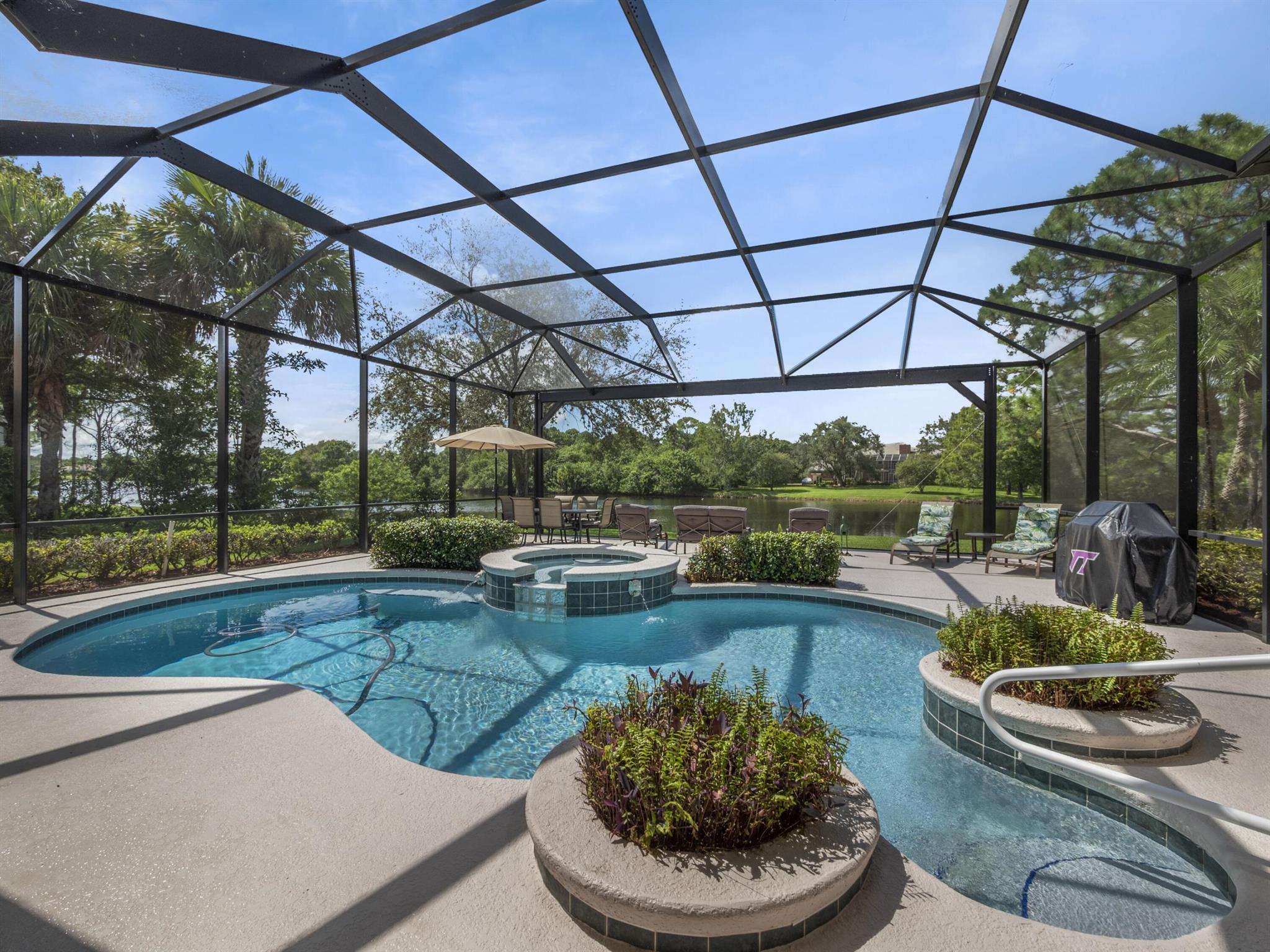 8012 Plantation Lakes Drive