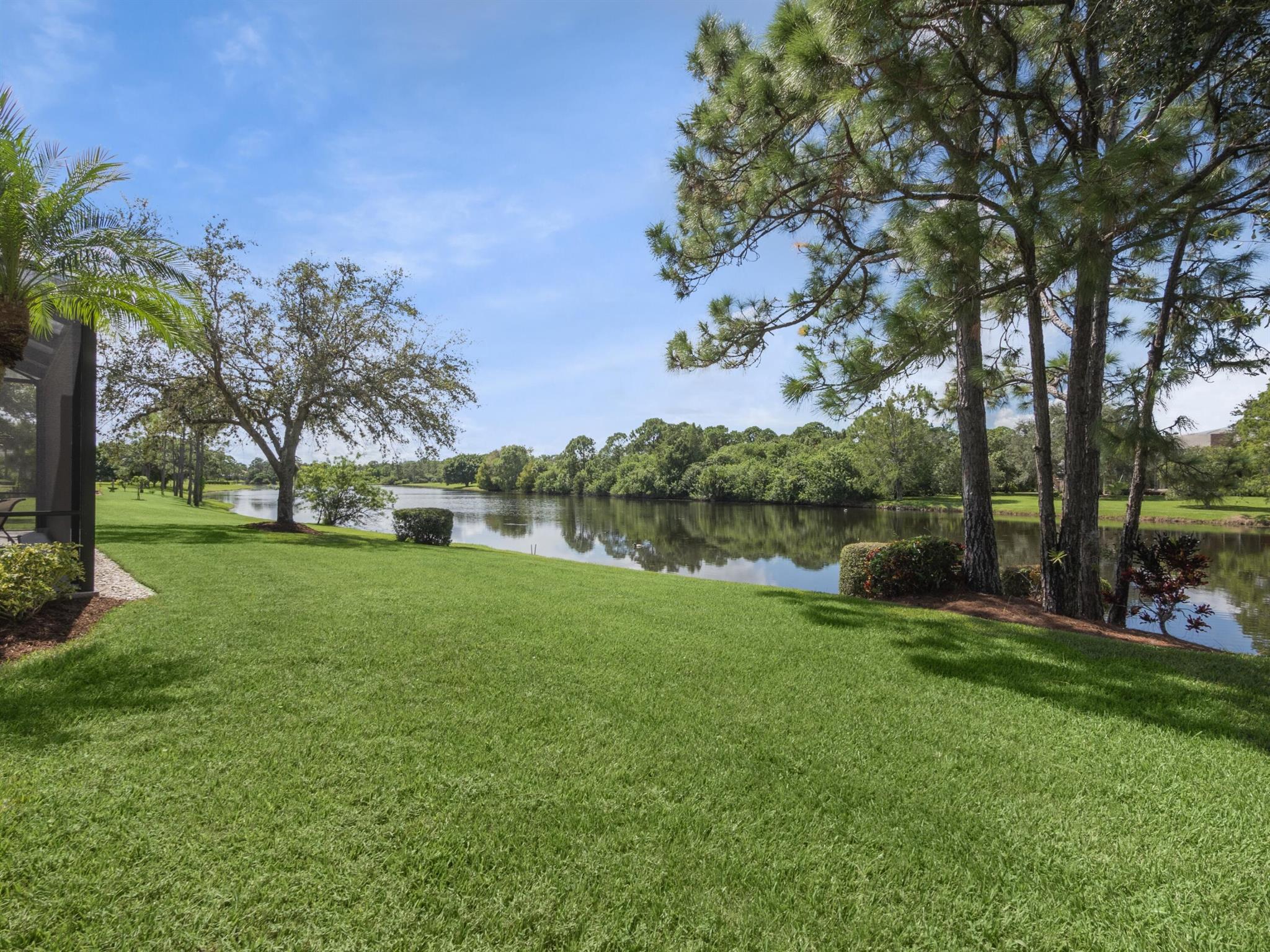8012 Plantation Lakes Drive