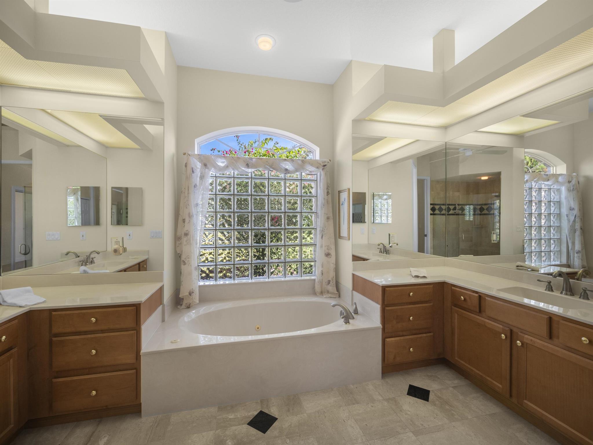 8012 Plantation Lakes Drive