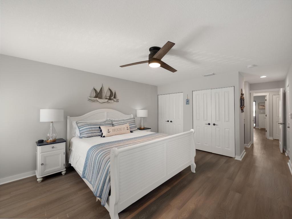 5443 SE Miles Grant Road 206