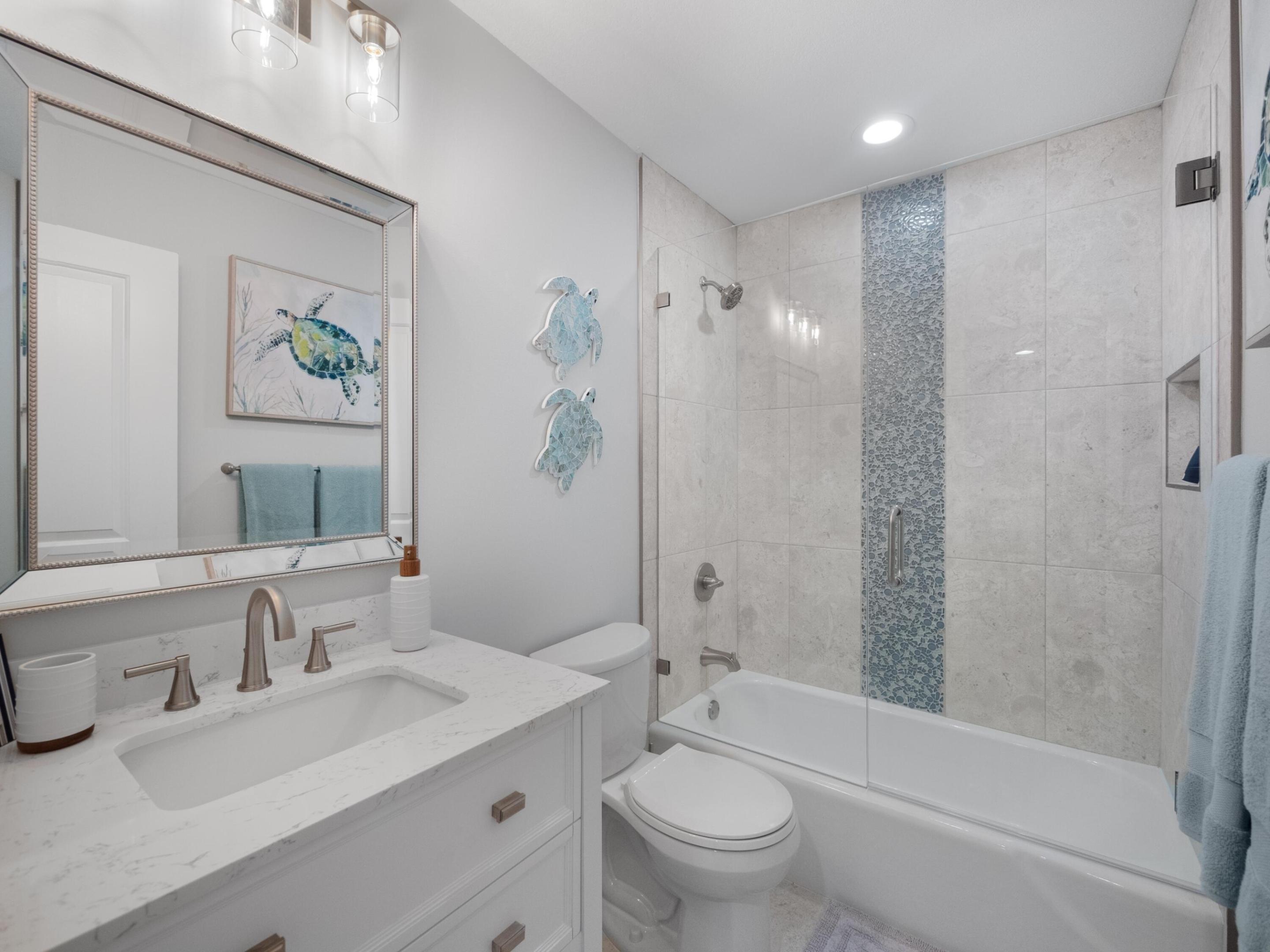 5443 SE Miles Grant Road 206