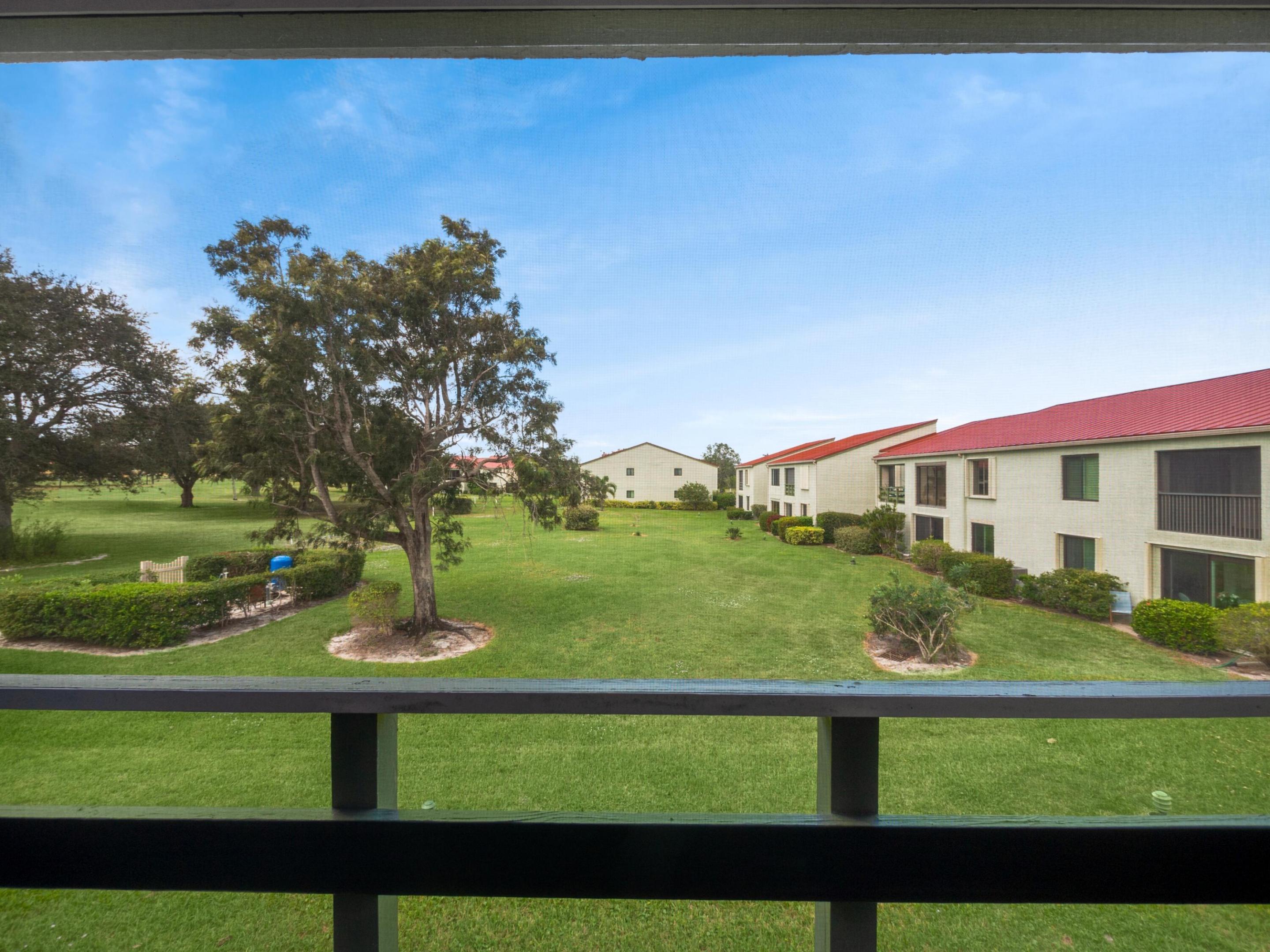 5443 SE Miles Grant Road 206