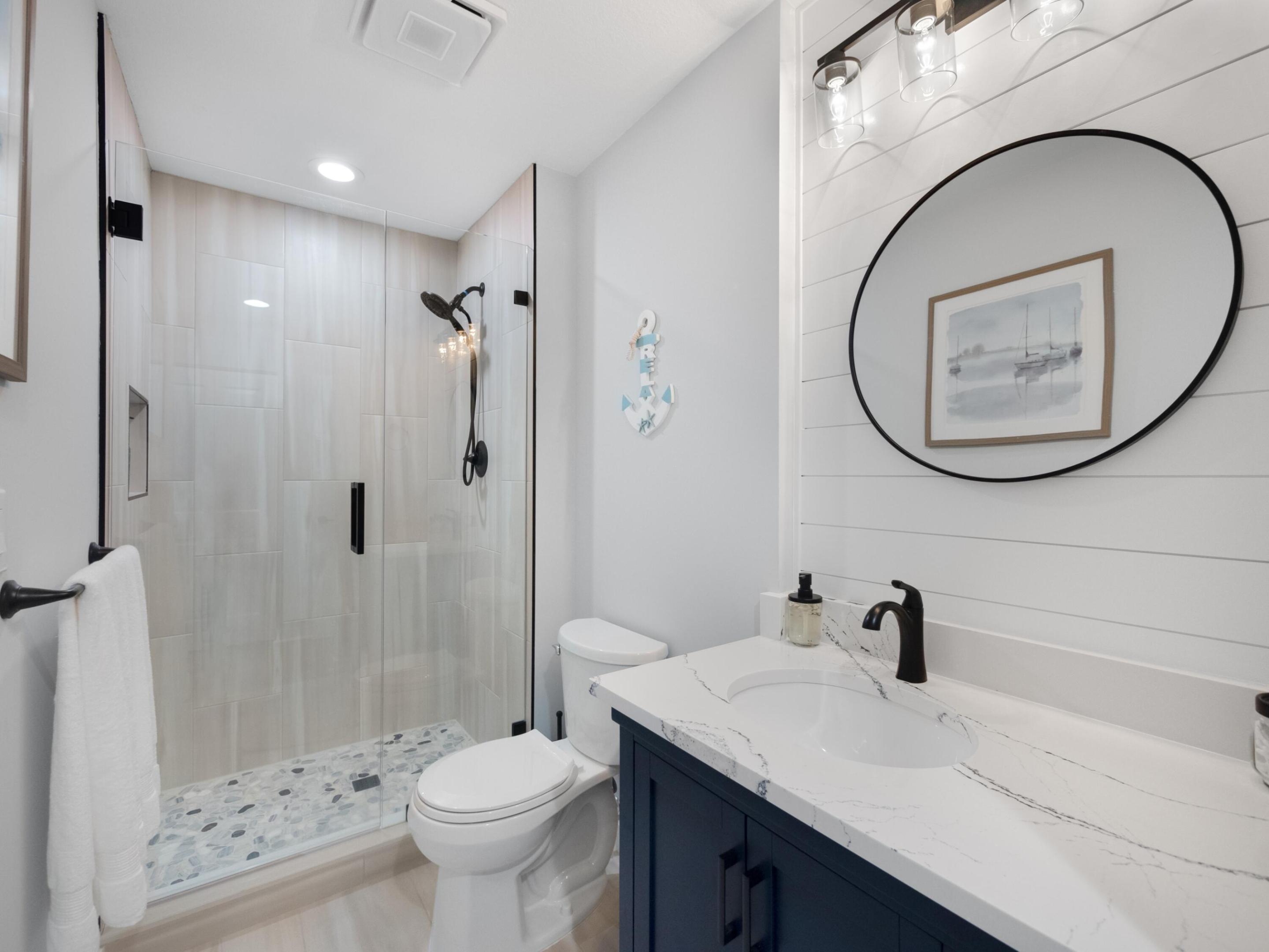 5443 SE Miles Grant Road 206