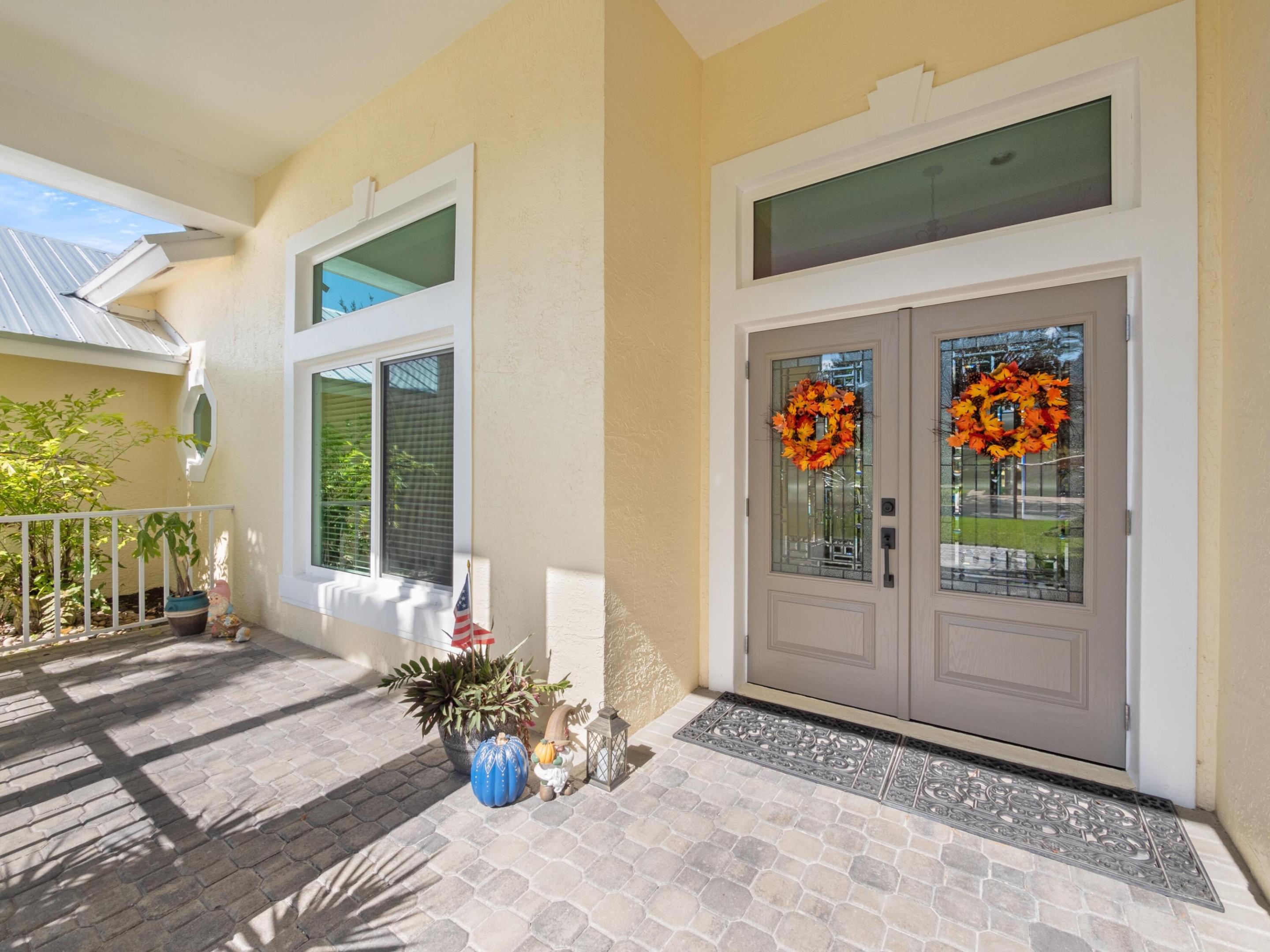 8582 SW Sea Captain Drive