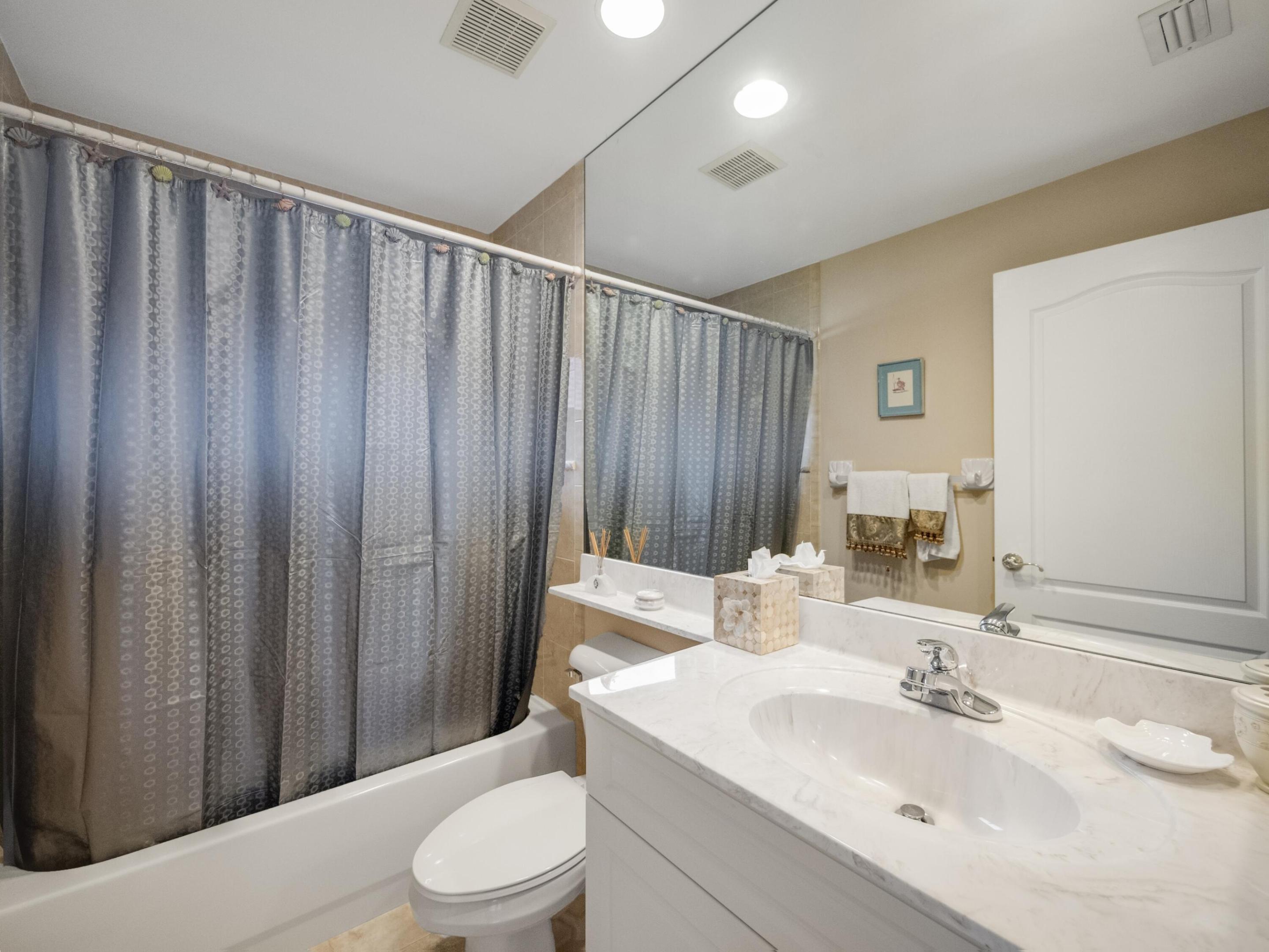 8114 SW Yachtsmans Drive