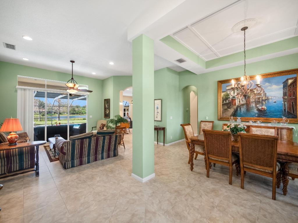 8114 SW Yachtsmans Drive