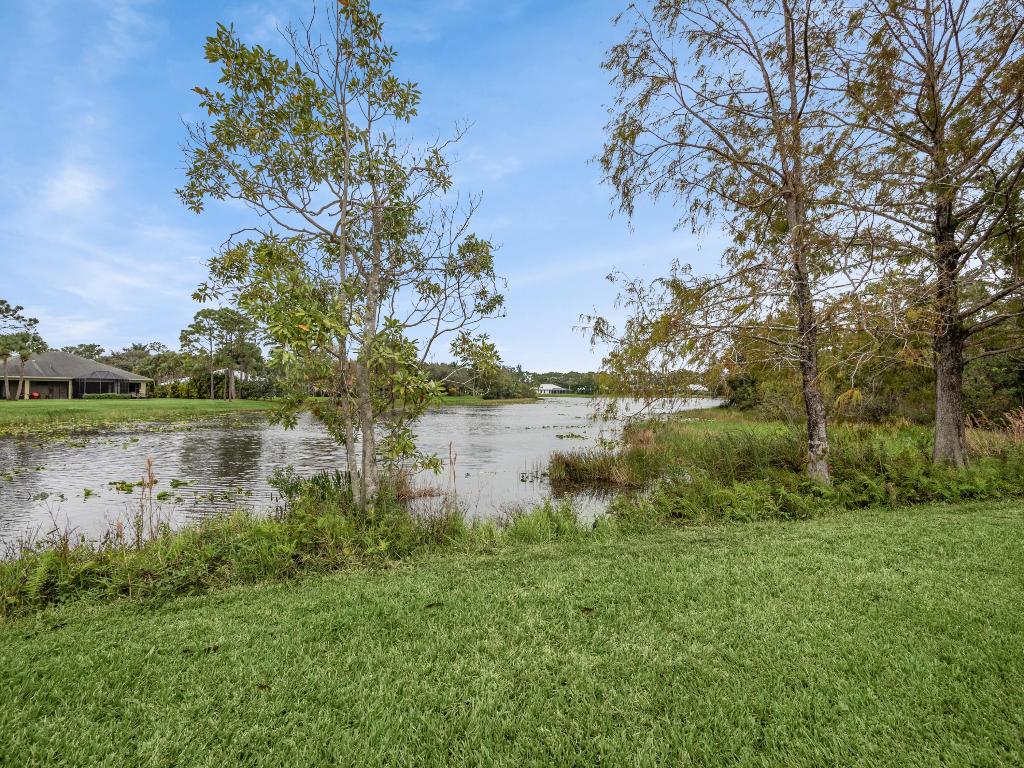 8114 SW Yachtsmans Drive