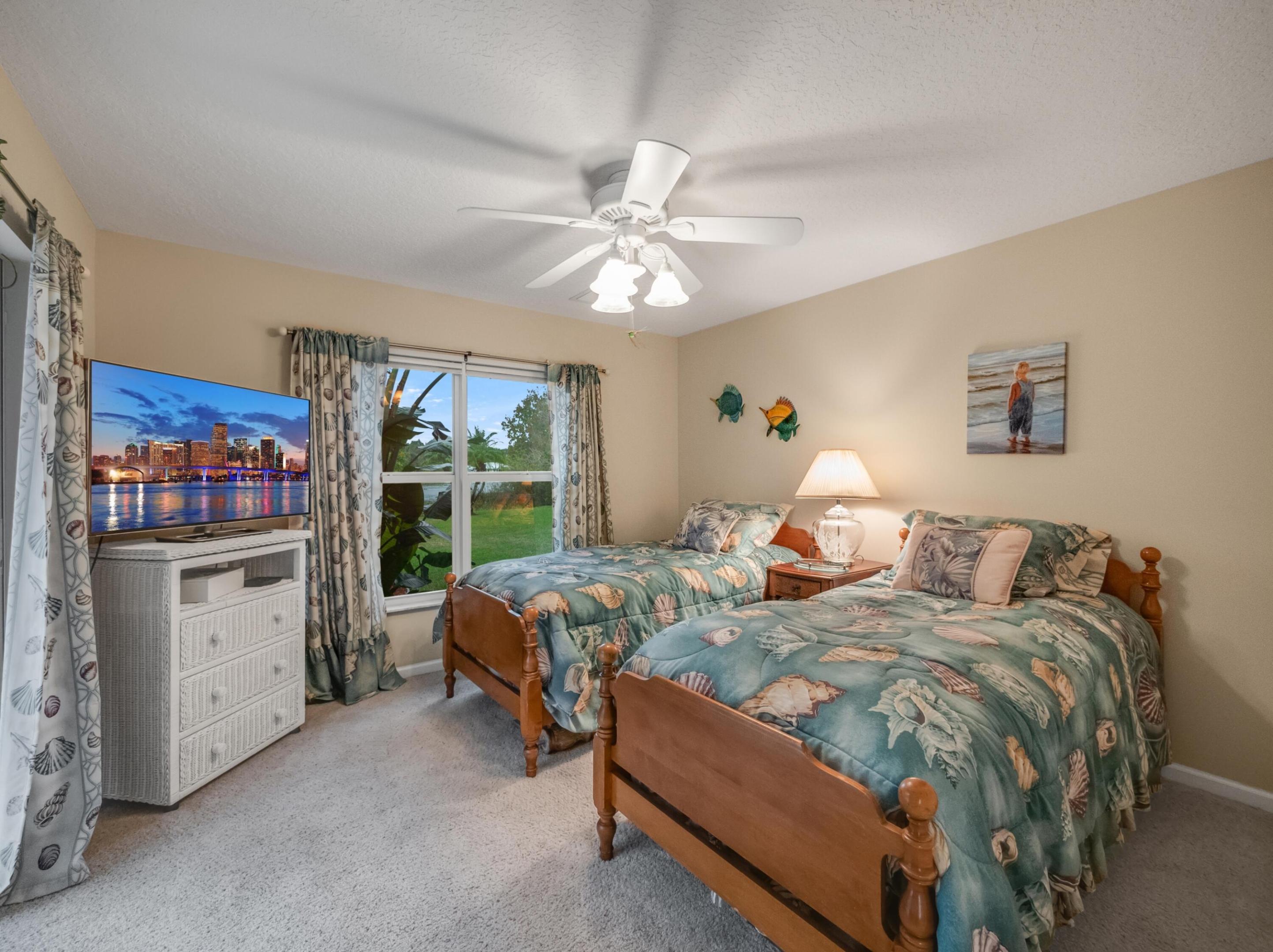 8114 SW Yachtsmans Drive