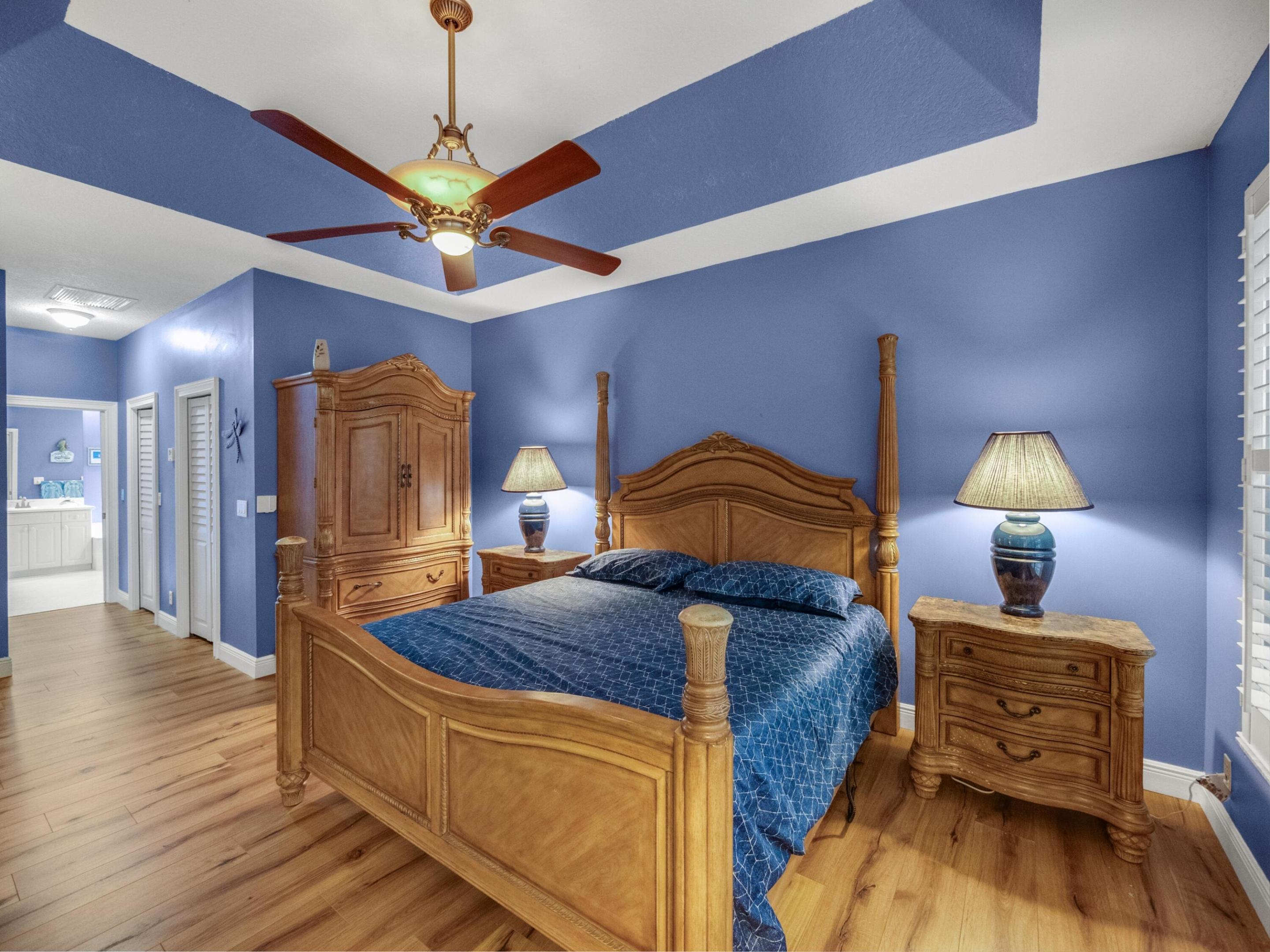 8114 SW Yachtsmans Drive