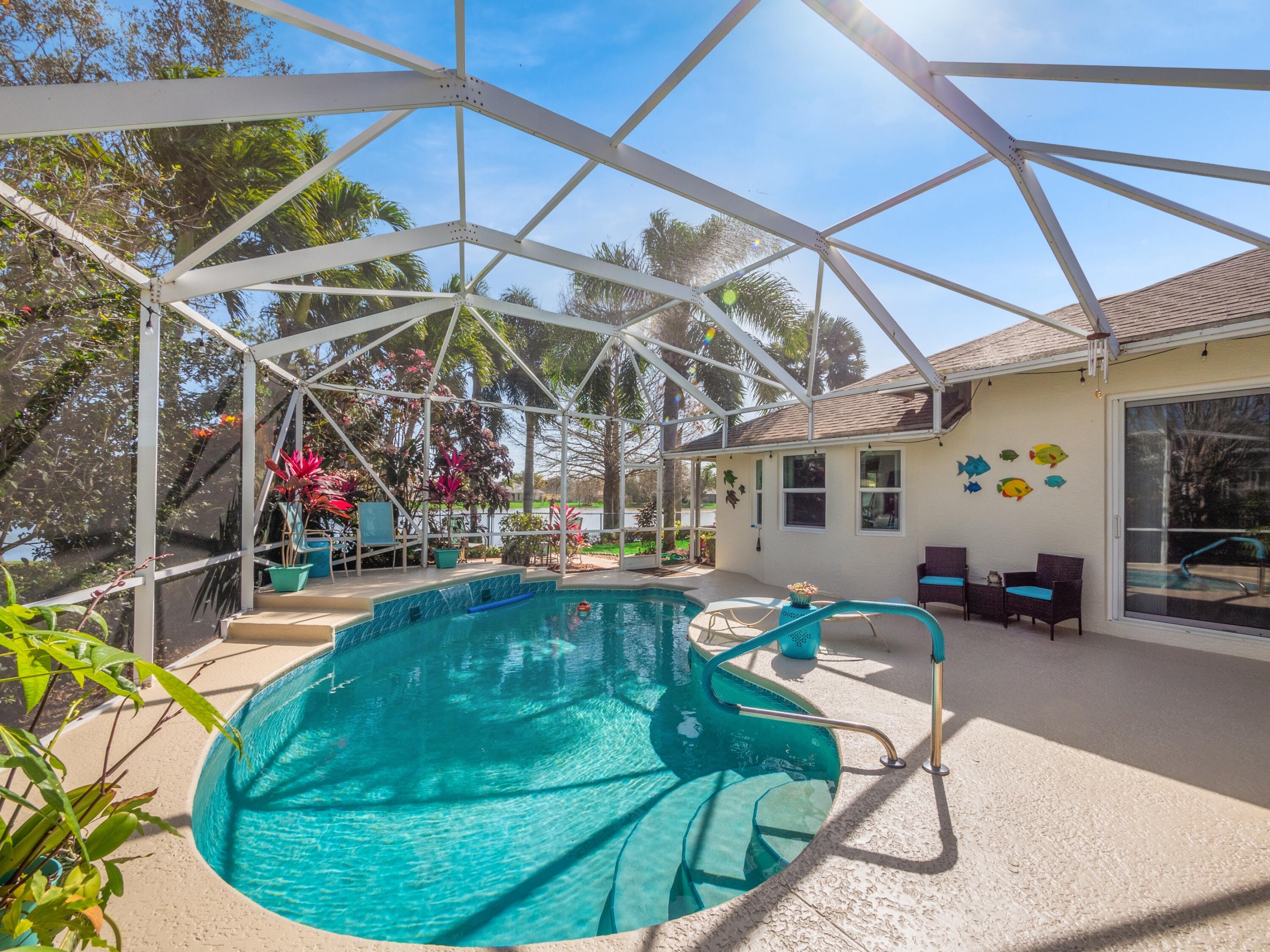 221 SW Whitewood Drive