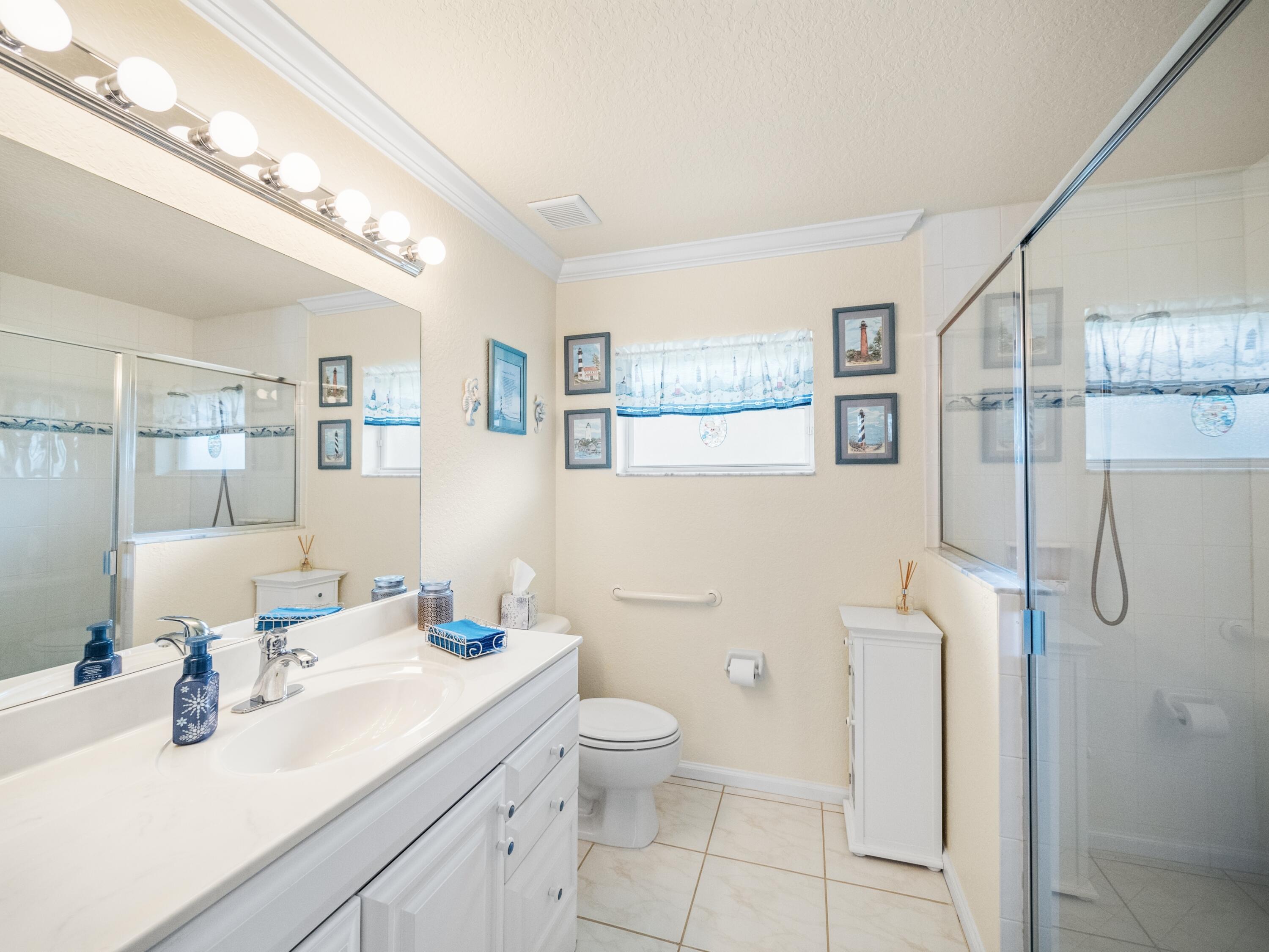 221 SW Whitewood Drive