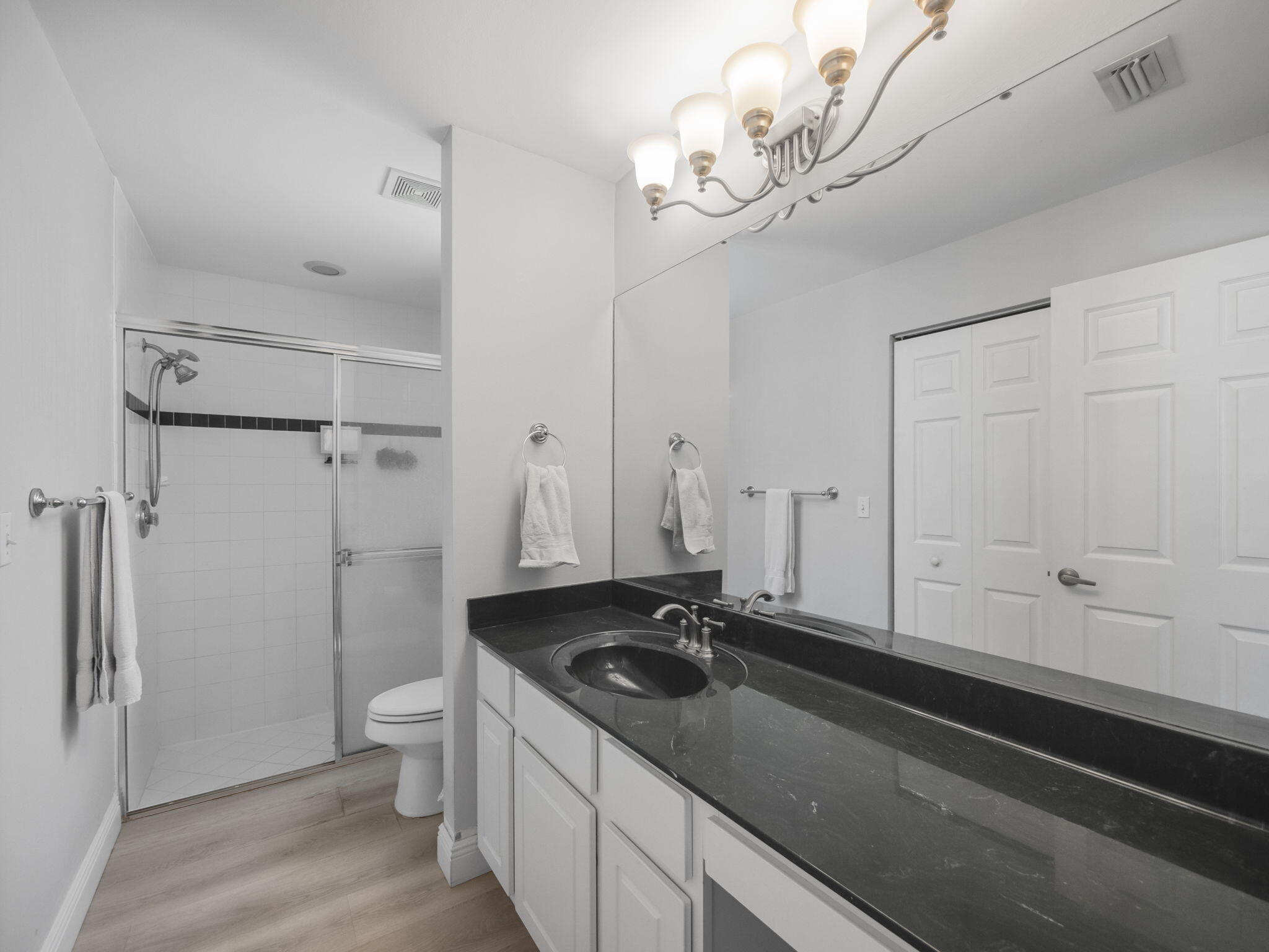 2432 SE Springtree Place