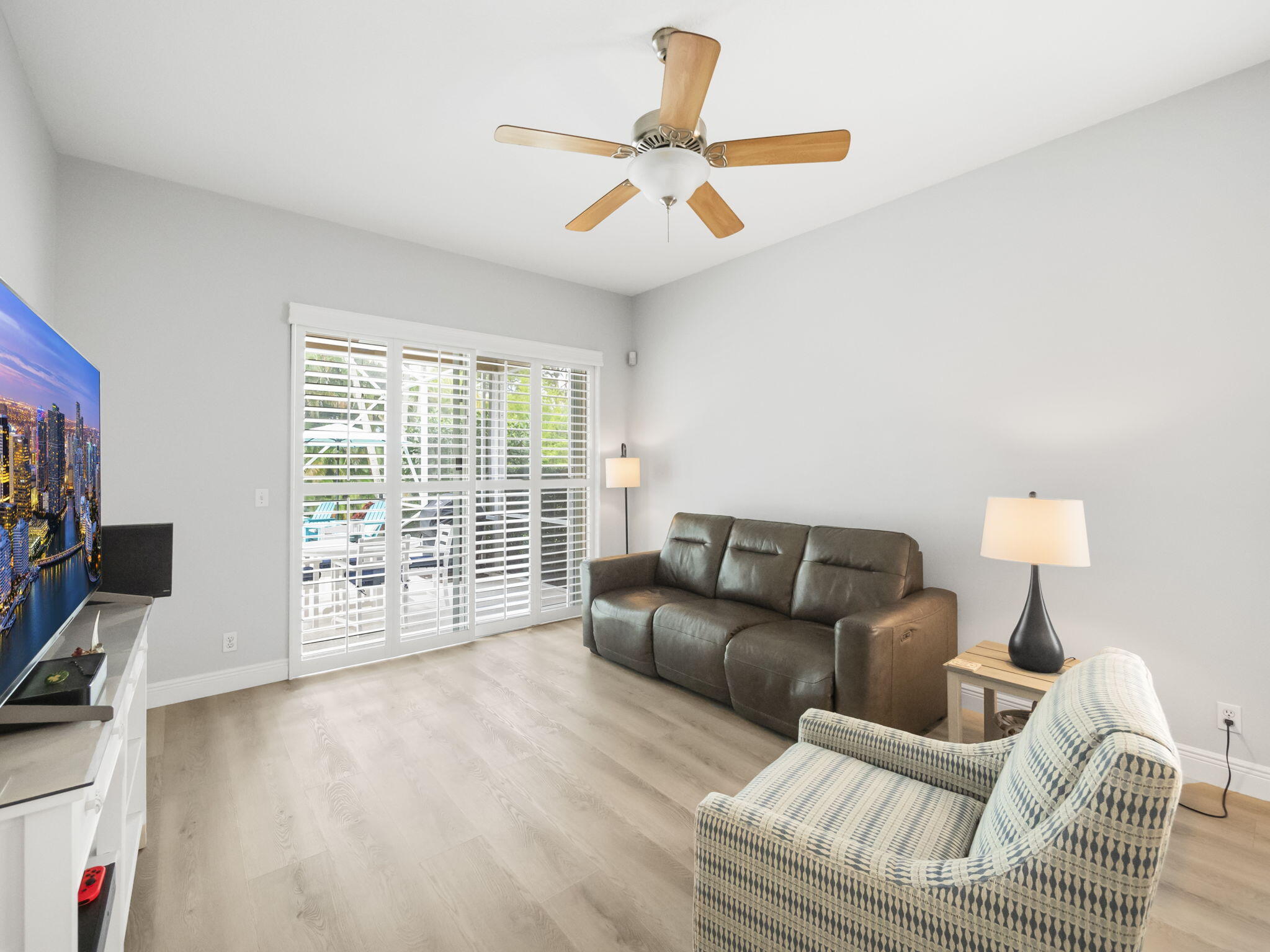 2432 SE Springtree Place