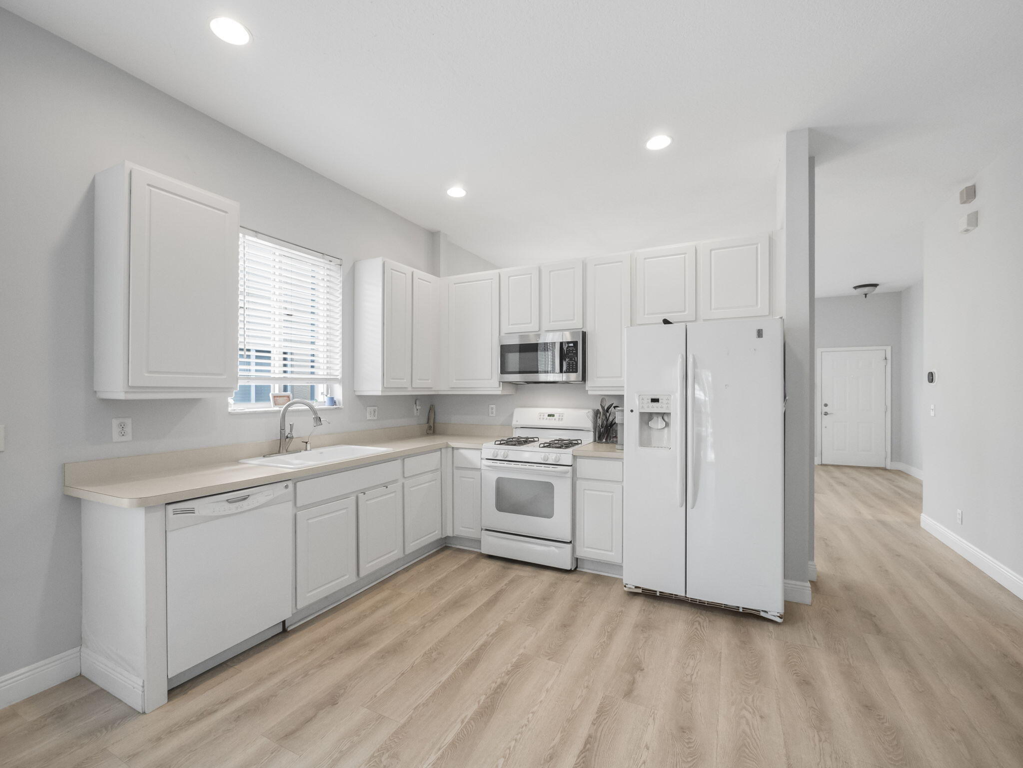 2432 SE Springtree Place