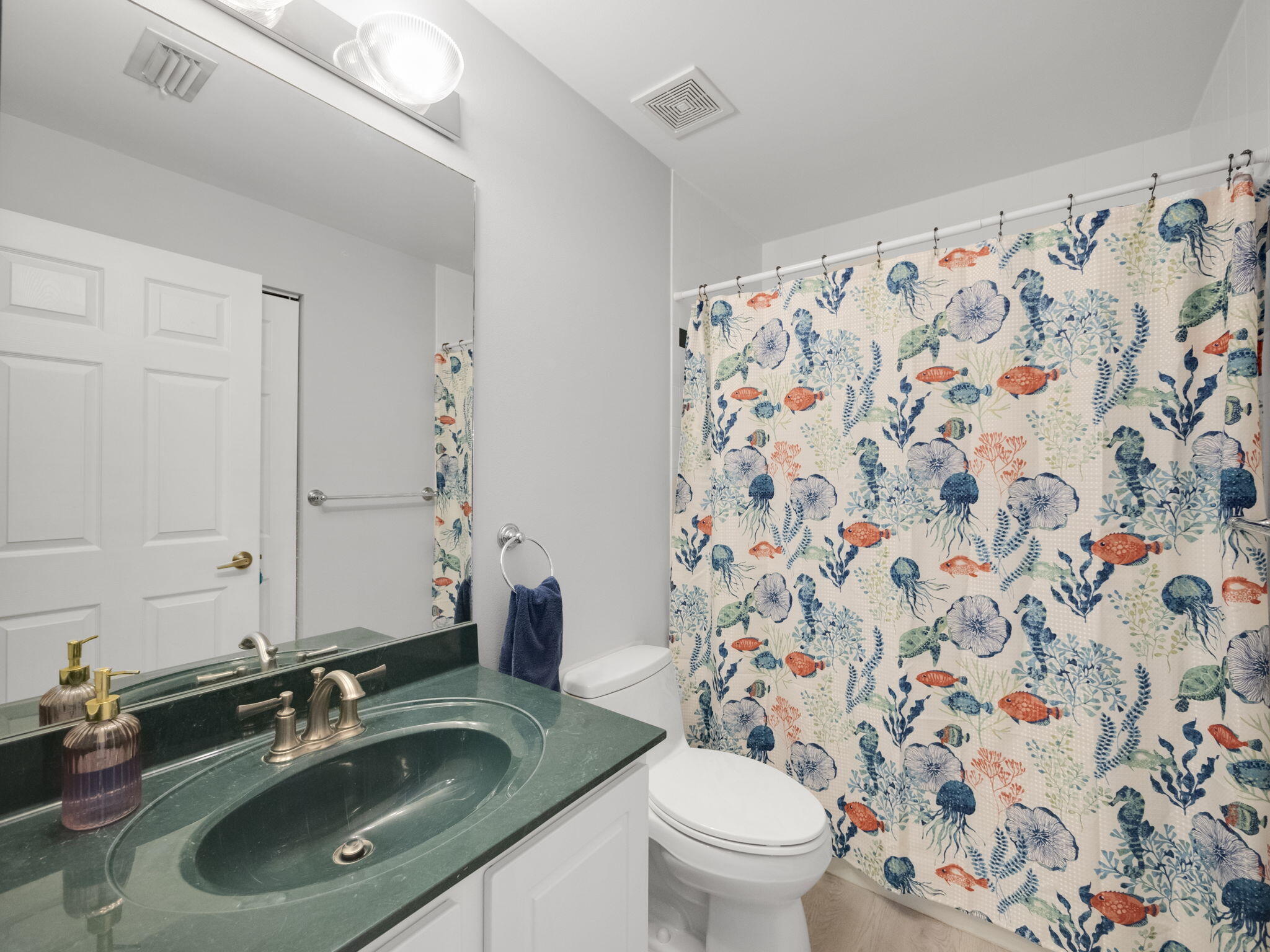 2432 SE Springtree Place