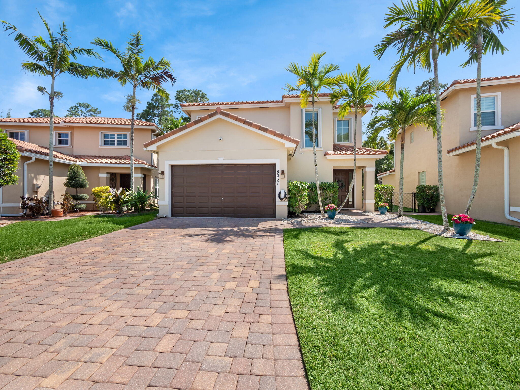 8037 Mariposa Grove Circle