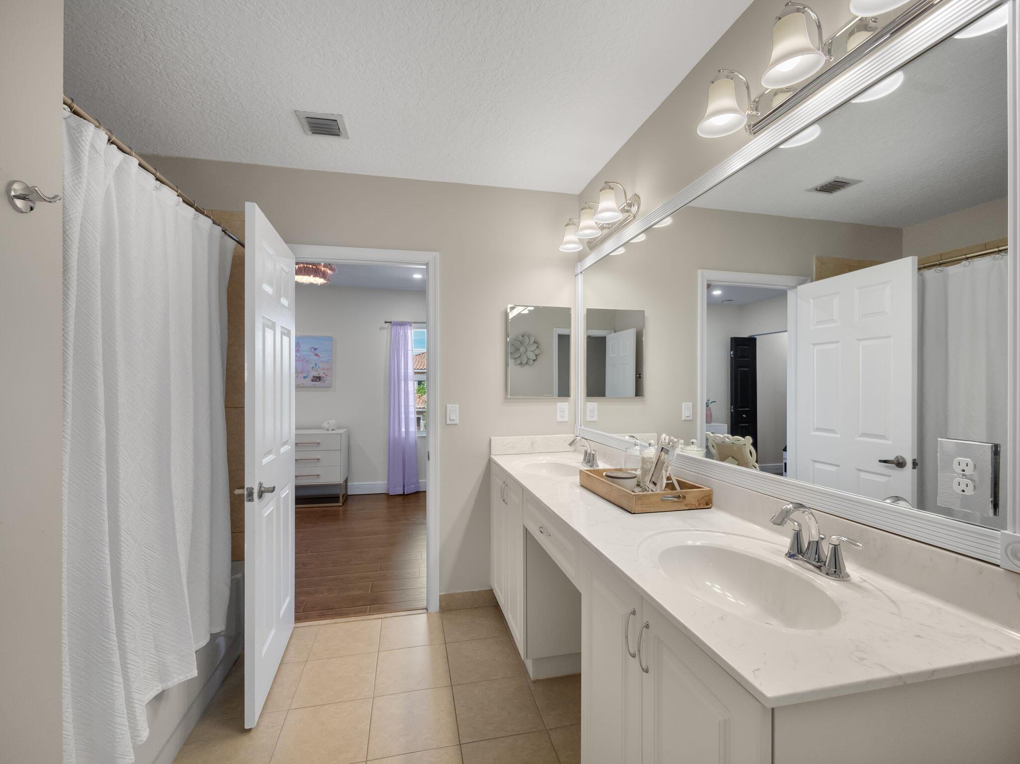 8037 Mariposa Grove Circle