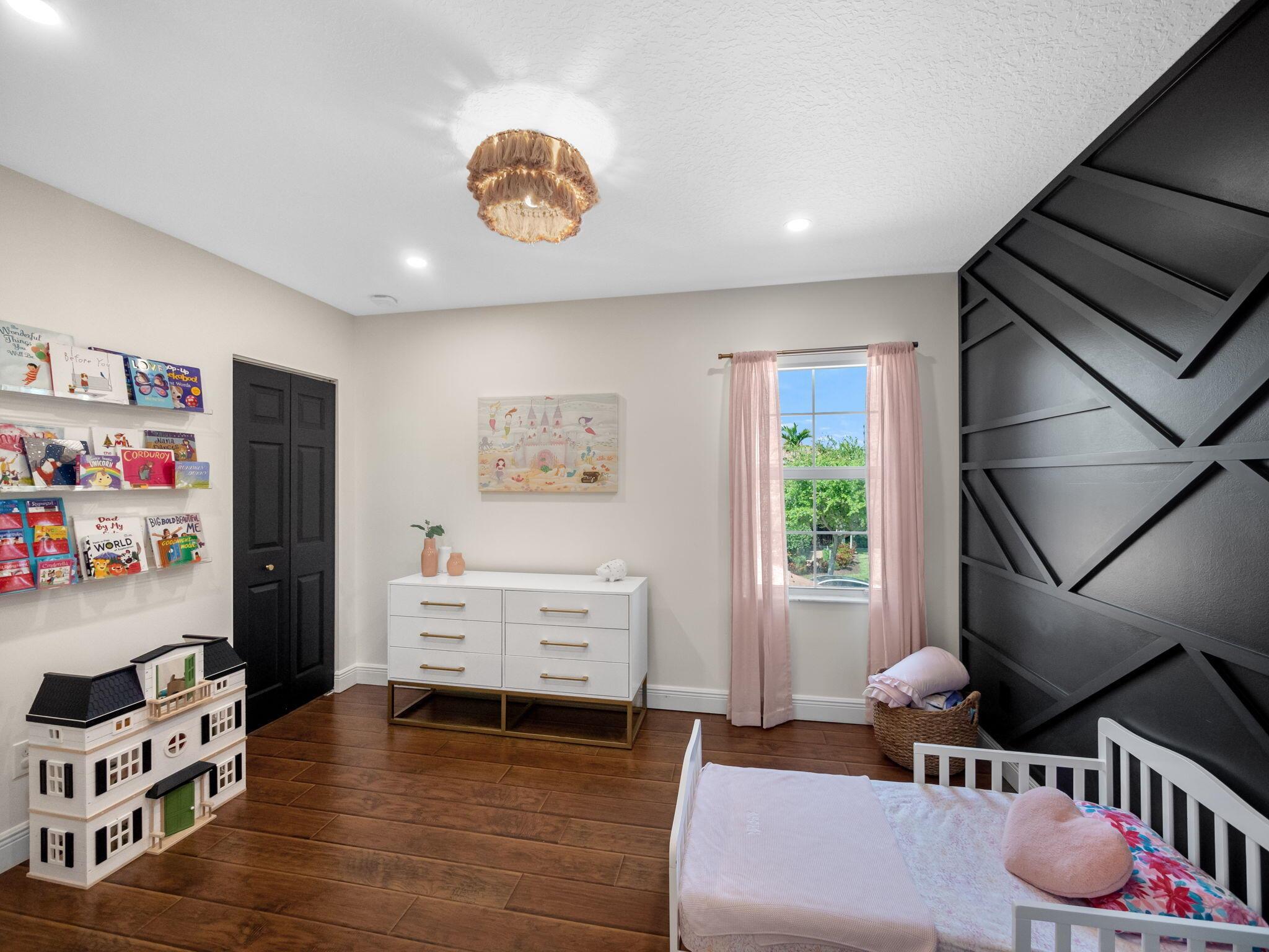 8037 Mariposa Grove Circle