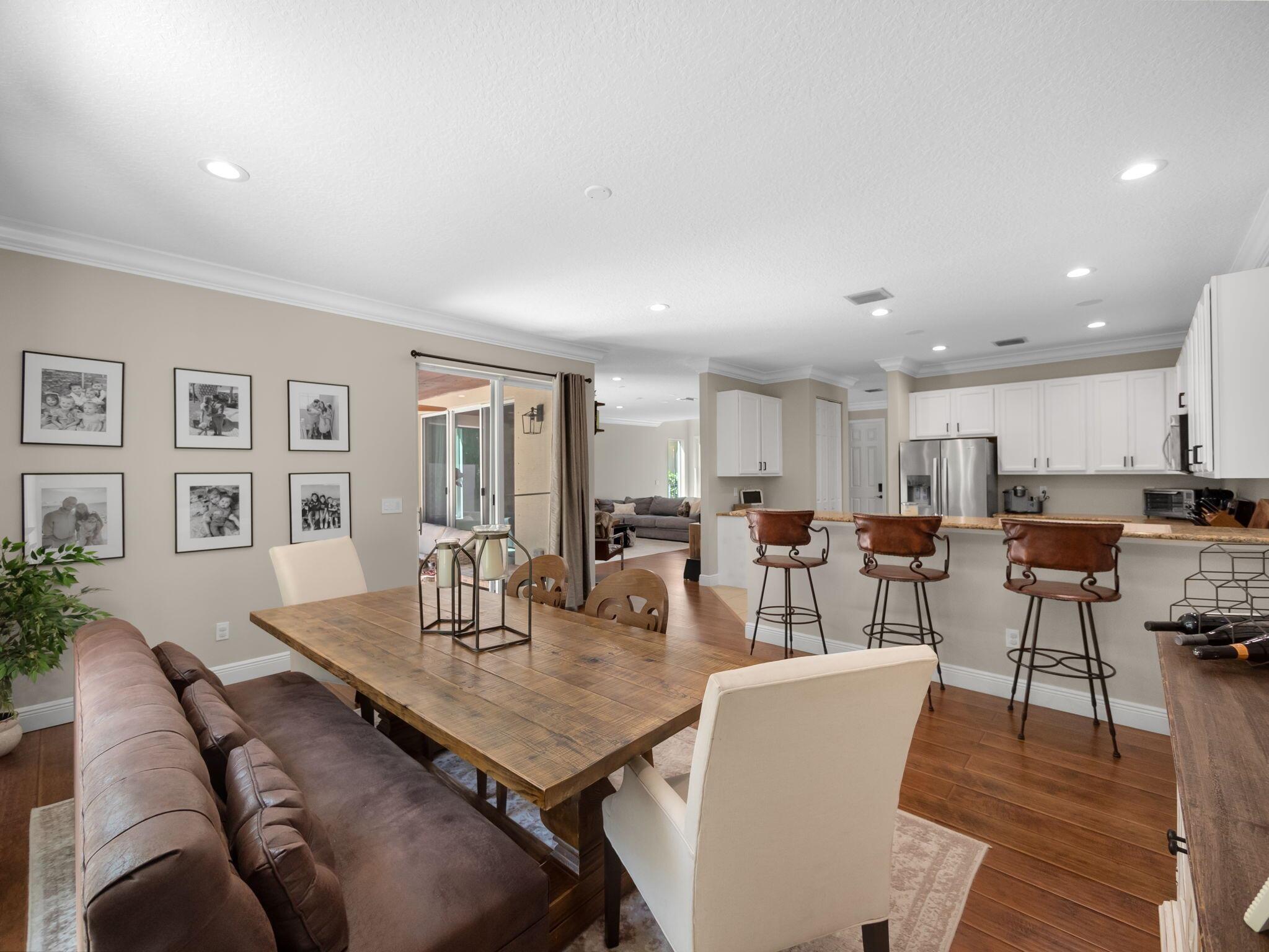 8037 Mariposa Grove Circle